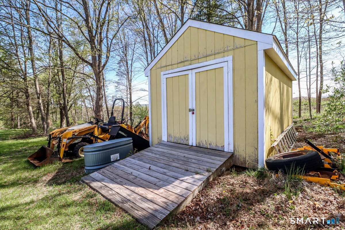Homes for sale in New Milford, CT | 115 Wynwood Dr, New Milford, CT 06776 | MLS# 24164669