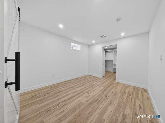 20 Oakridge, Trumbull, 06611, 4 Bedrooms Bedrooms, 0 ,3 BathroomsBathrooms,Residential Rental,For Sale,Oakridge,0,24172333