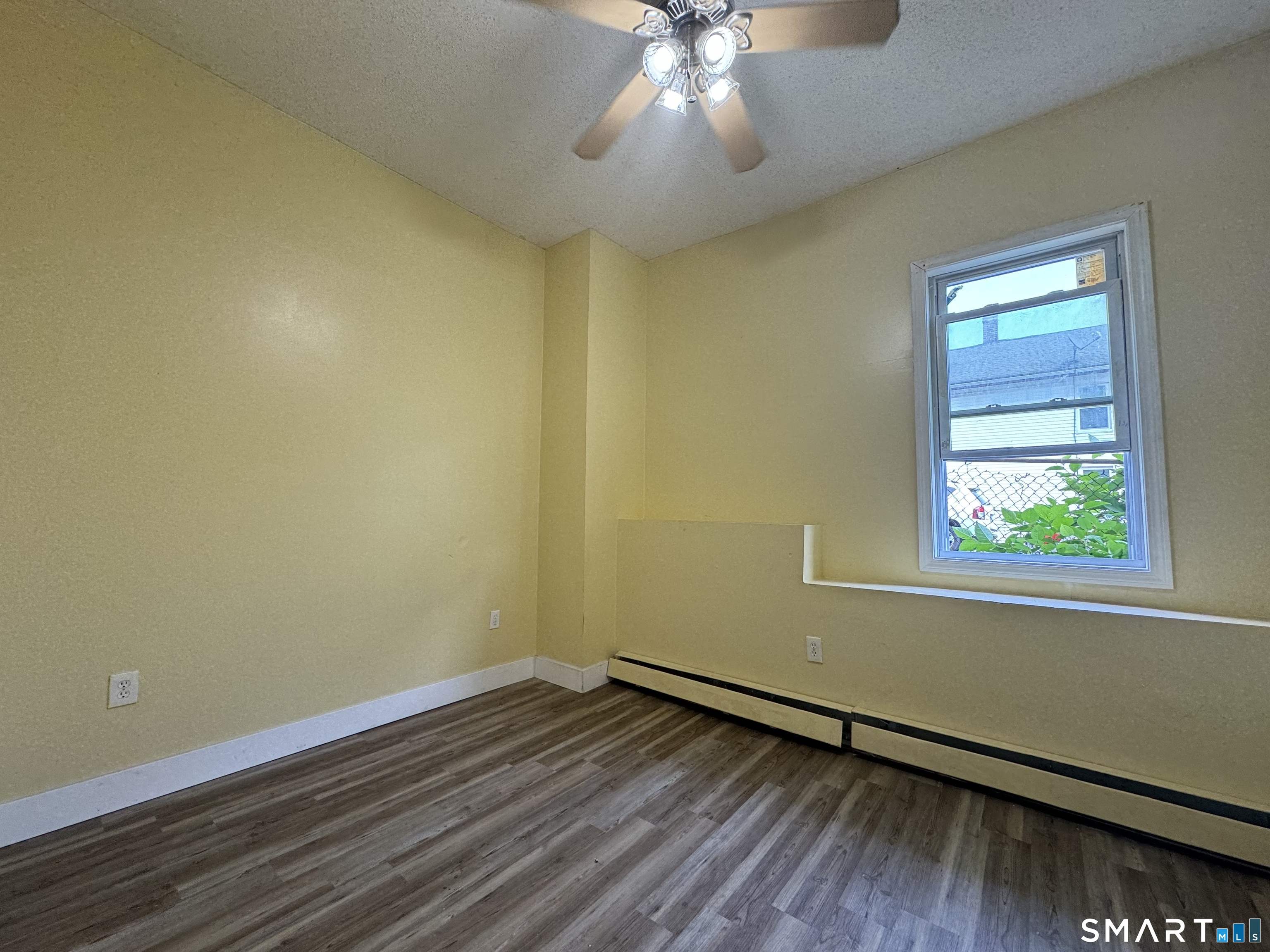 38 Green, Waterbury, 06708, 12 Bedrooms Bedrooms, 0 ,6 BathroomsBathrooms,Multi-family For Sale,For Sale,Green,0,24172389