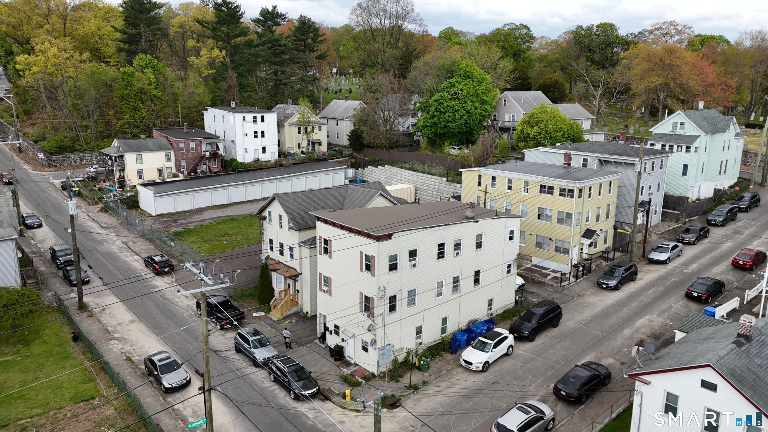 38 Green, Waterbury, 06708, 12 Bedrooms Bedrooms, 0 ,6 BathroomsBathrooms,Multi-family For Sale,For Sale,Green,0,24172389
