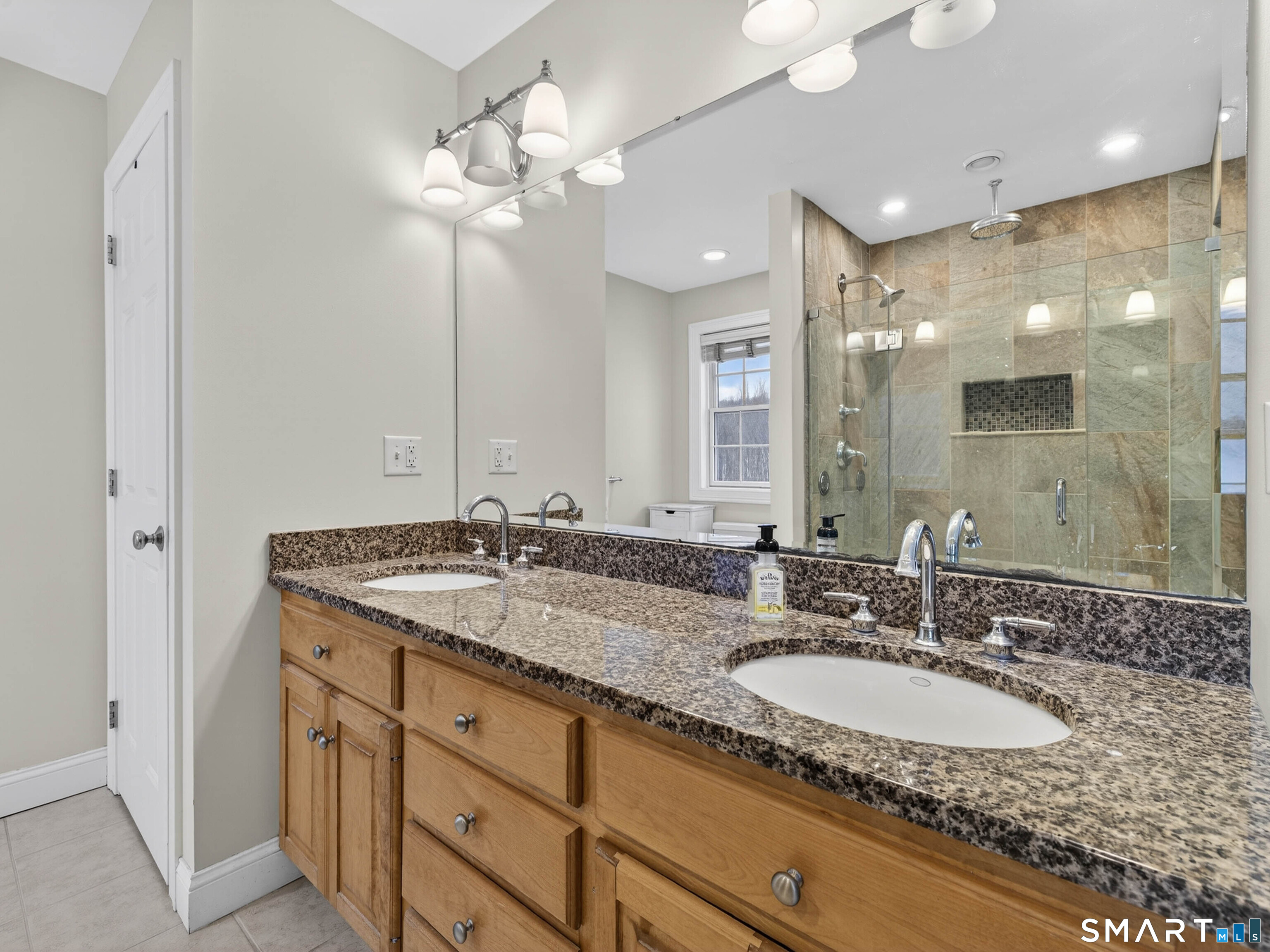 17 Salem Hollow, Salem, 06420, 5 Bedrooms Bedrooms, 0 ,3 BathroomsBathrooms,Single Family For Sale,For Sale,Salem Hollow,0,24172410