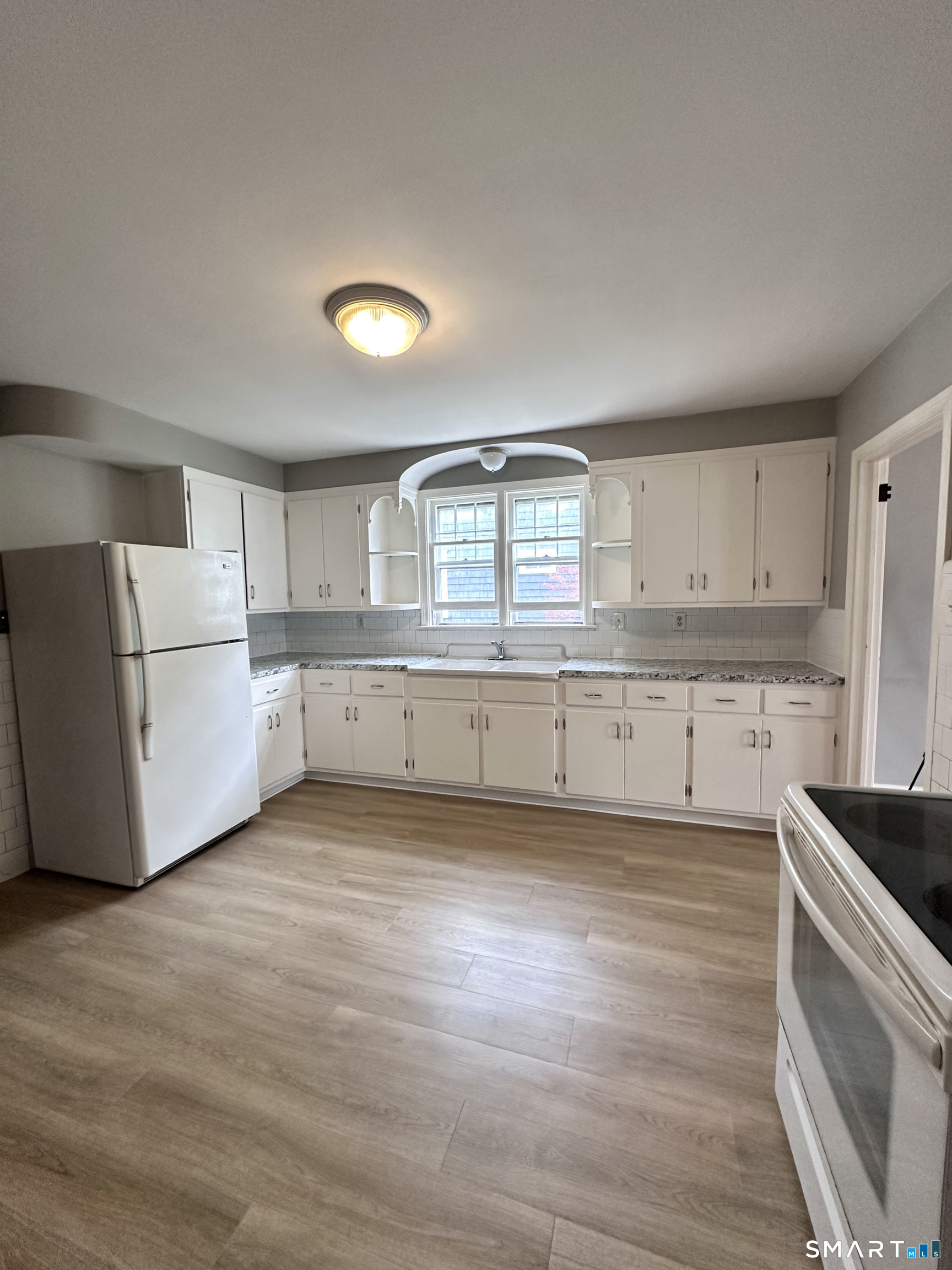 124 Harborview, Bridgeport, 06605, 2 Bedrooms Bedrooms, 0 ,1 BathroomBathrooms,Residential Rental,For Sale,Harborview,0,24171900