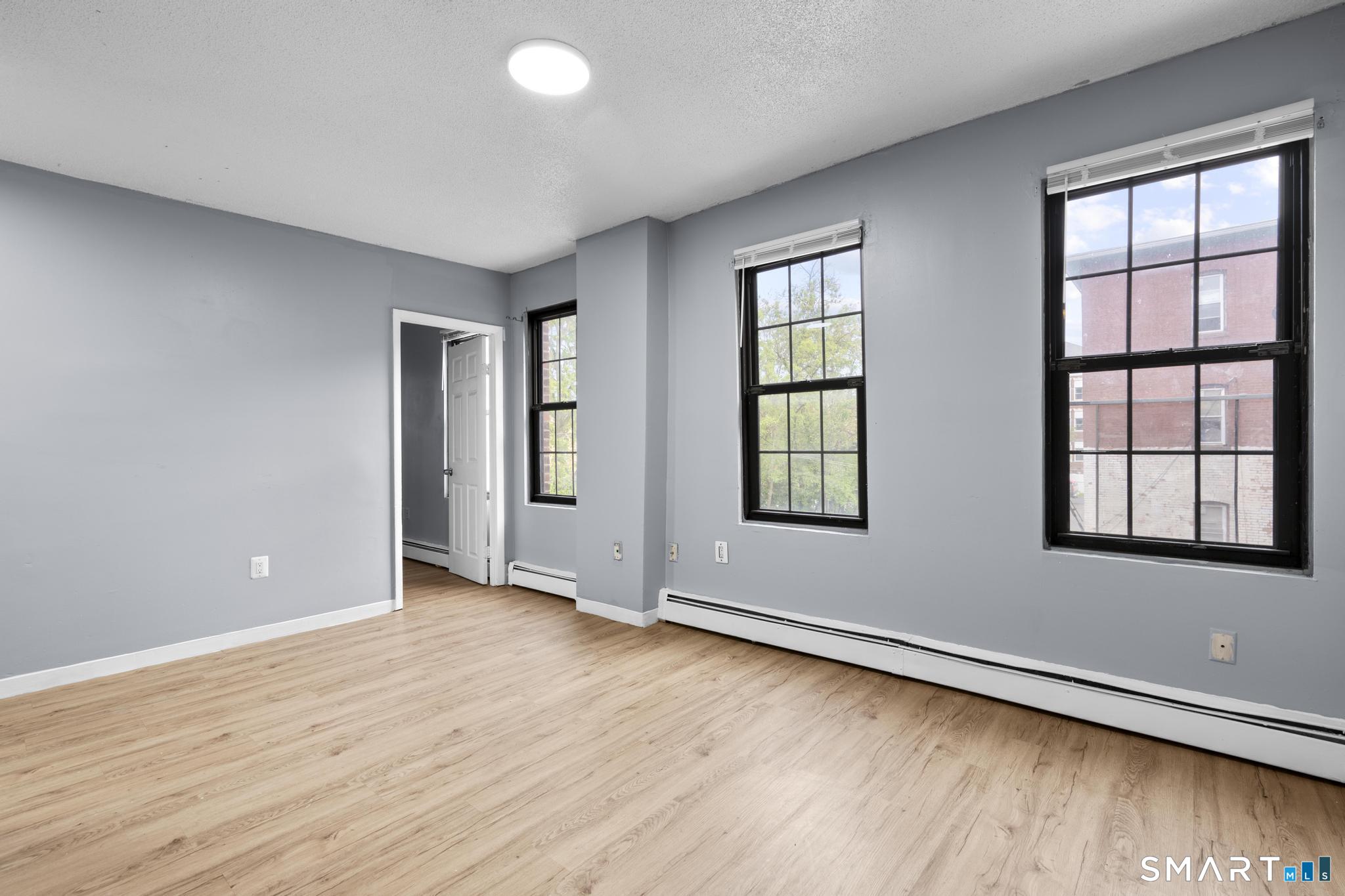 26-28 Lawrence, Hartford, 06106, 2 Bedrooms Bedrooms, 0 ,1 BathroomBathrooms,Residential Rental,For Sale,Lawrence,0,24171119