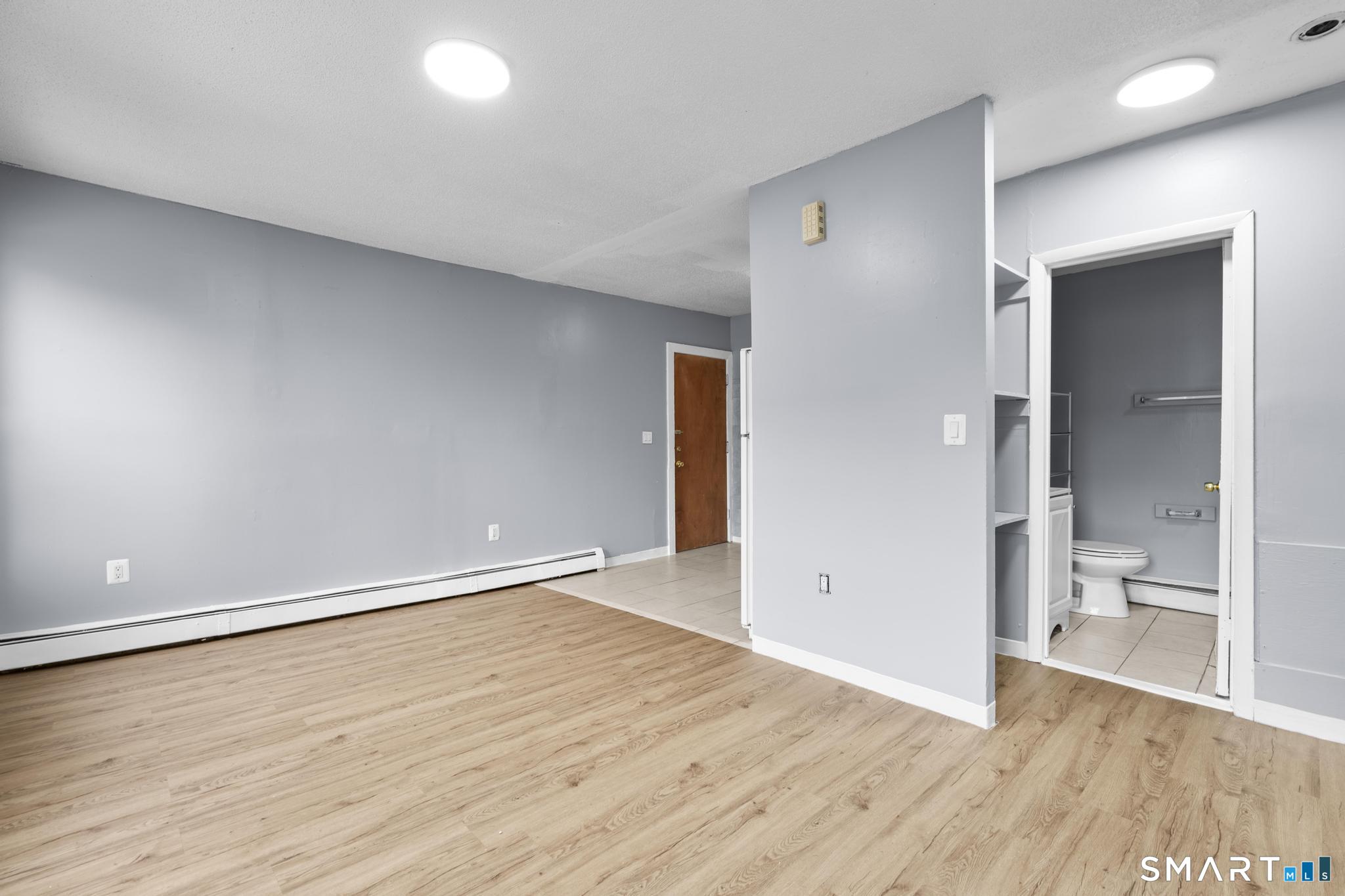 26-28 Lawrence, Hartford, 06106, 2 Bedrooms Bedrooms, 0 ,1 BathroomBathrooms,Residential Rental,For Sale,Lawrence,0,24171119