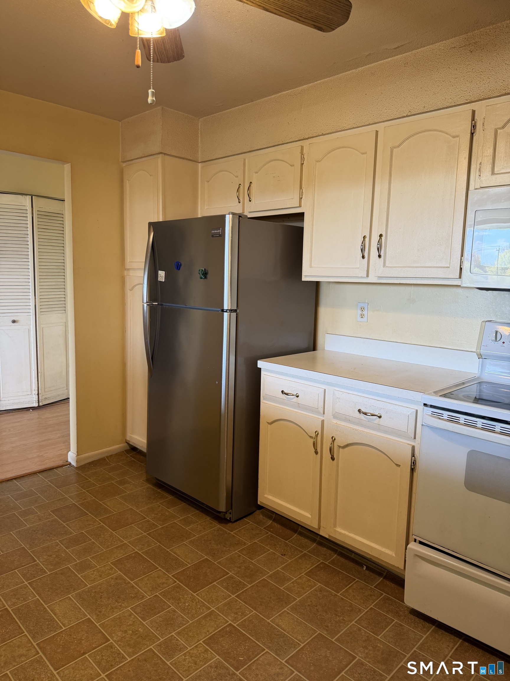 50 Birdseye, Stratford, 06615, 1 Bedroom Bedrooms, 0 ,1 BathroomBathrooms,Condo/co-op For Sale,For Sale,Birdseye,0,24172418