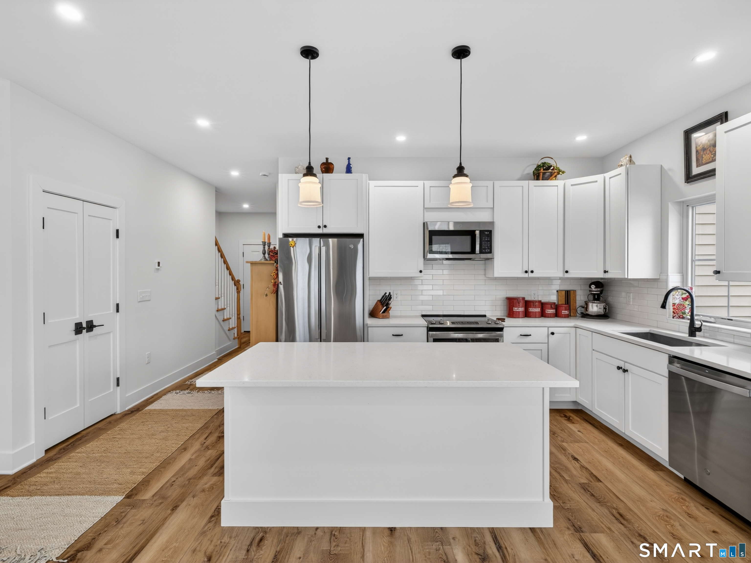 Homes for sale in East Lyme, CT | 138 Boston Post Rd #7, East Lyme, CT 06333 | MLS# 24172429