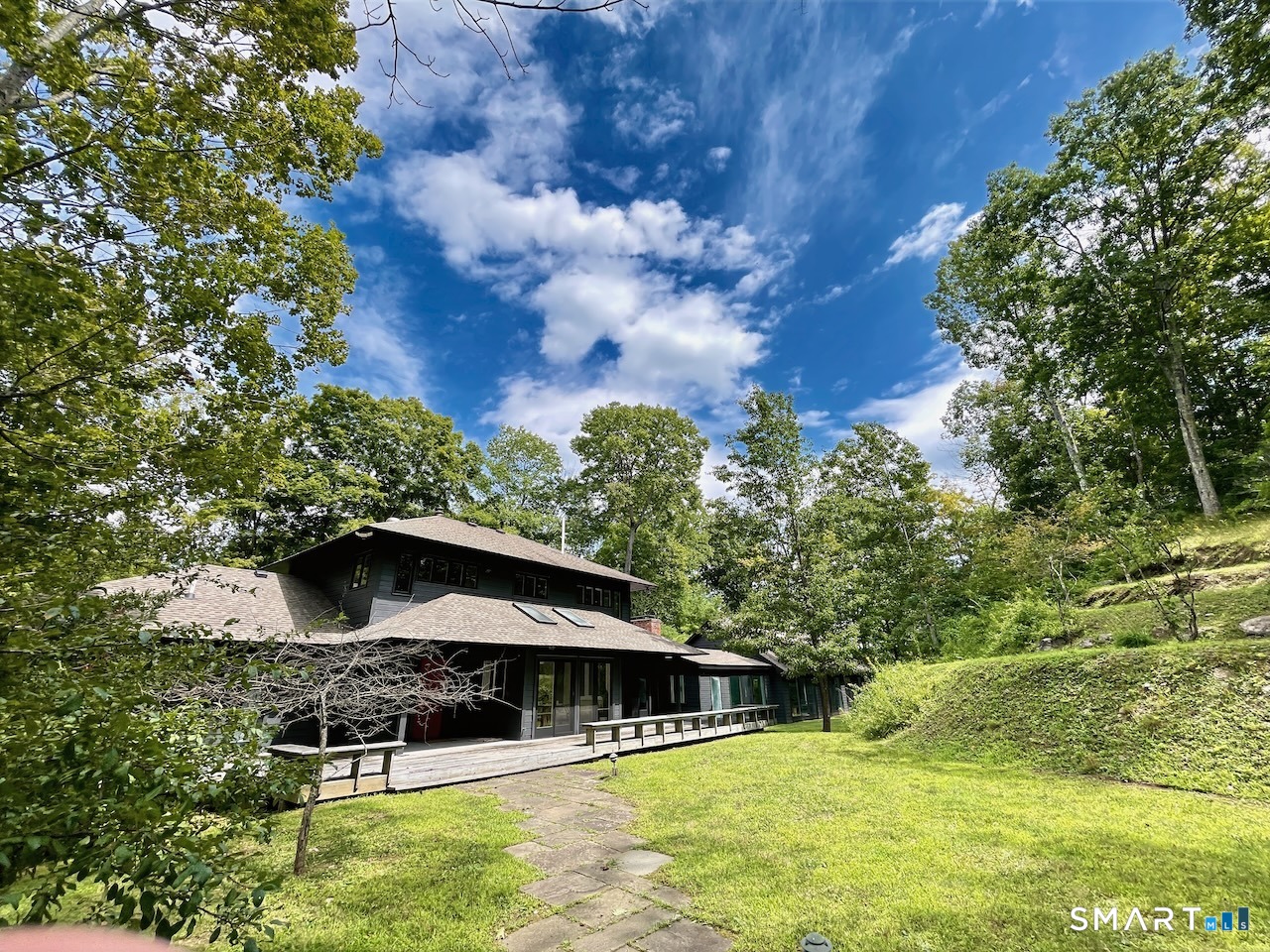 27 Woodlands Road