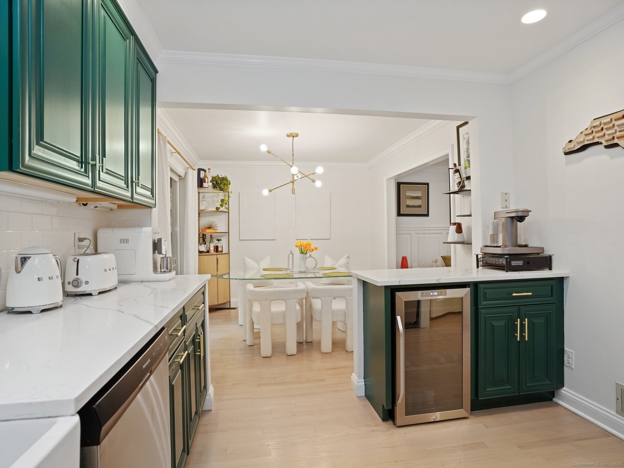 253 New Norwalk, New Canaan, 06840, 3 Bedrooms Bedrooms, 0 ,2 BathroomsBathrooms,Condo/co-op For Sale,For Sale,New Norwalk,0,24172501