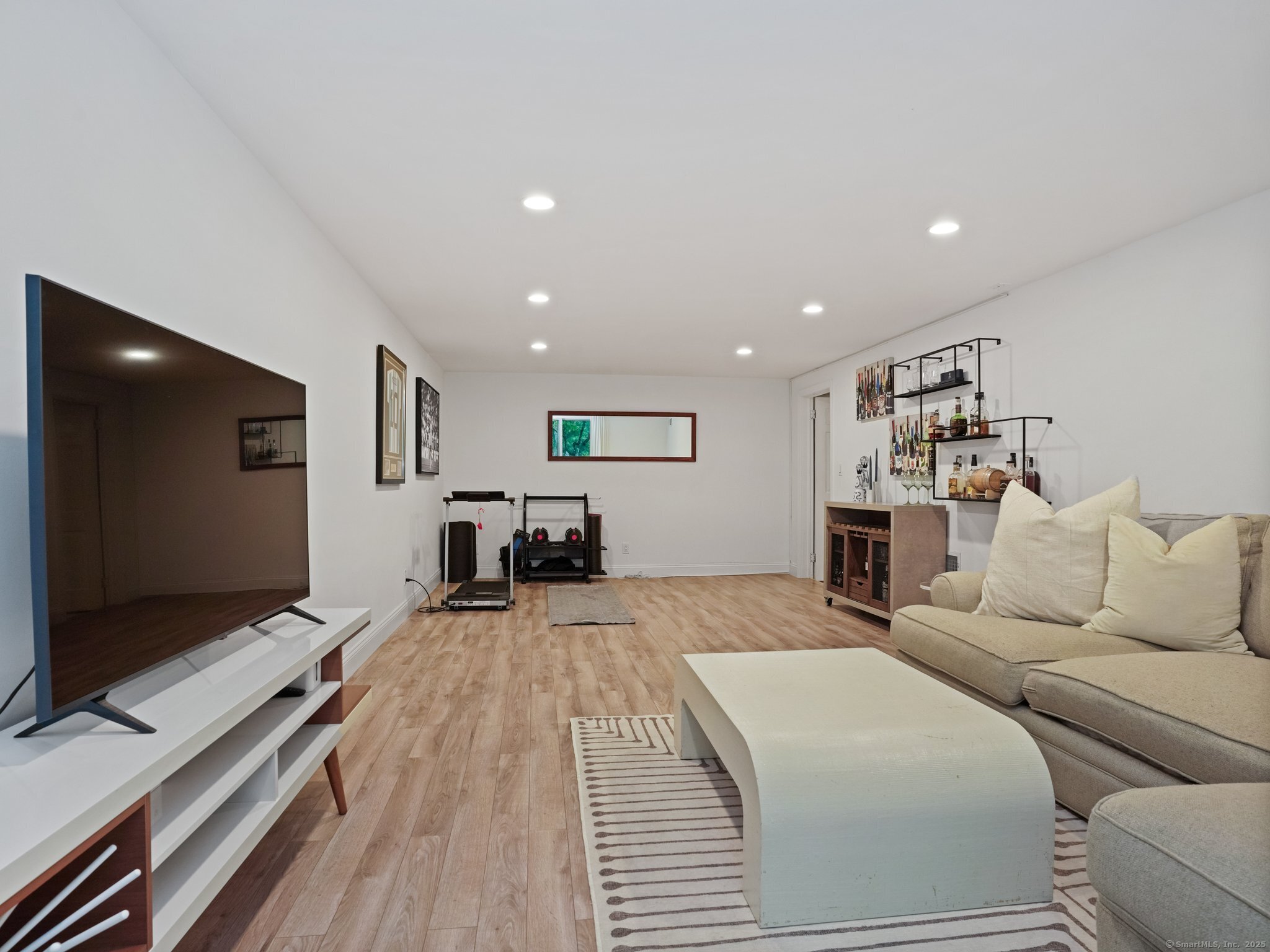 253 New Norwalk, New Canaan, 06840, 3 Bedrooms Bedrooms, 0 ,2 BathroomsBathrooms,Condo/co-op For Sale,For Sale,New Norwalk,0,24172501