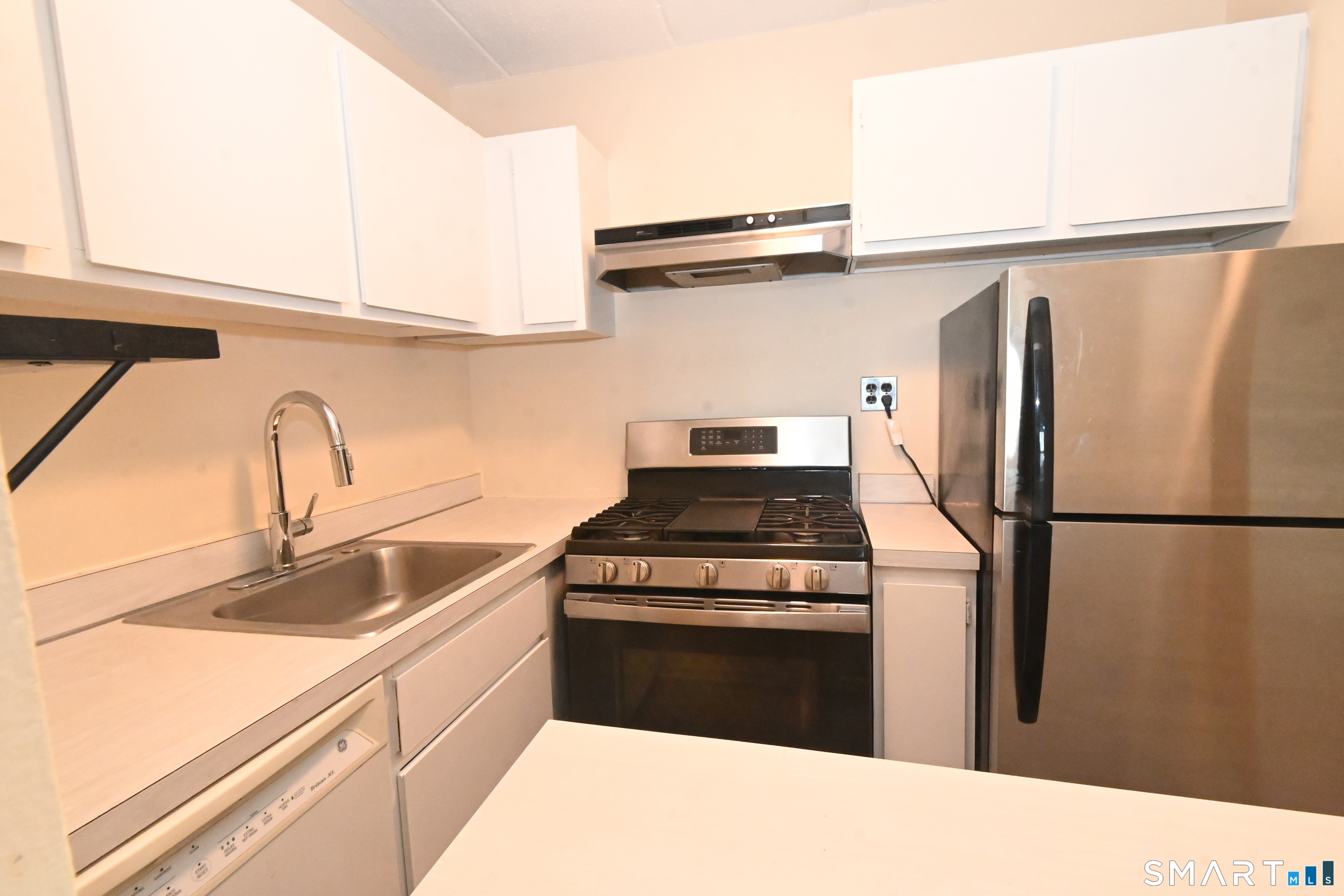 27 Northill, Stamford, 06907, 1 Bedroom Bedrooms, 0 ,1 BathroomBathrooms,Residential Rental,For Sale,Northill,0,24170665