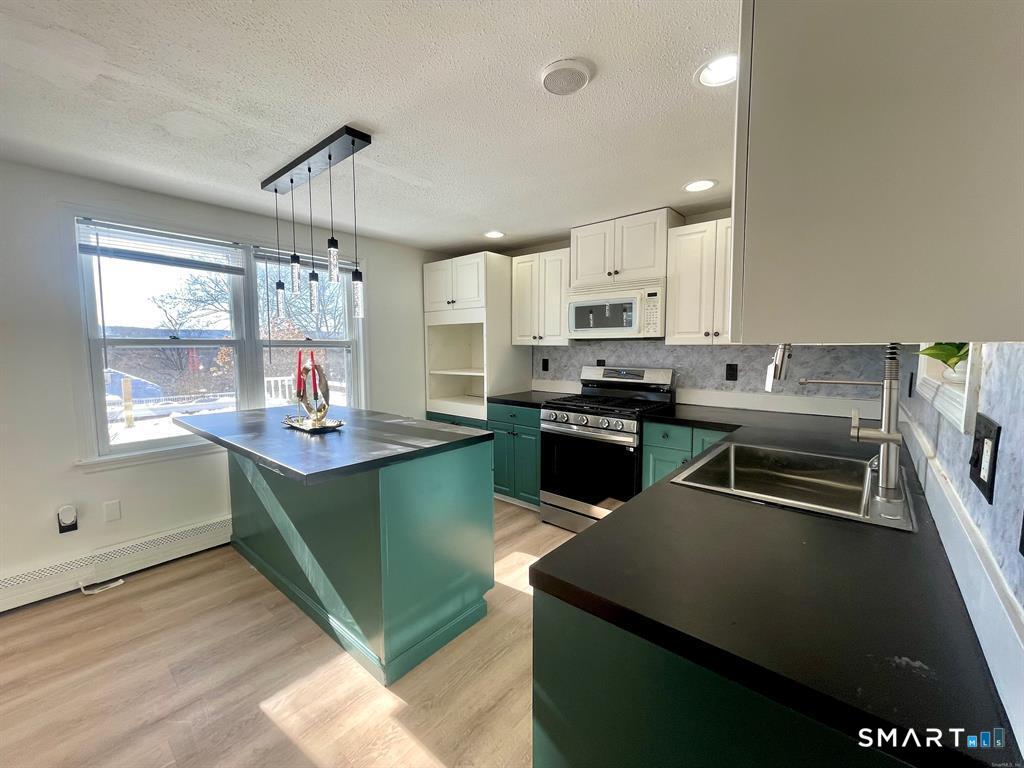 112 Woodbine, Naugatuck, 06770, 3 Bedrooms Bedrooms, 0 ,2 BathroomsBathrooms,Residential Rental,For Sale,Woodbine,0,24172545