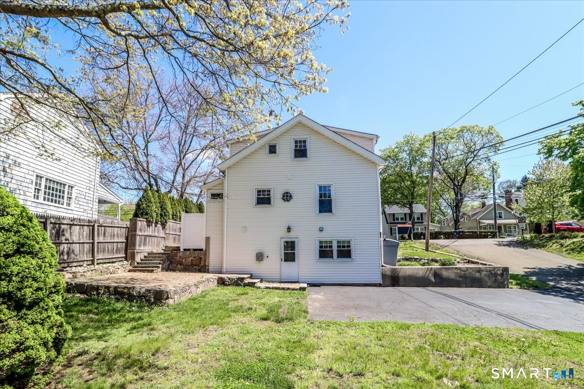 25 Maplewood, Westport, 06880, 1 Bedroom Bedrooms, 0 ,1 BathroomBathrooms,Residential Rental,For Sale,Maplewood,0,24170607