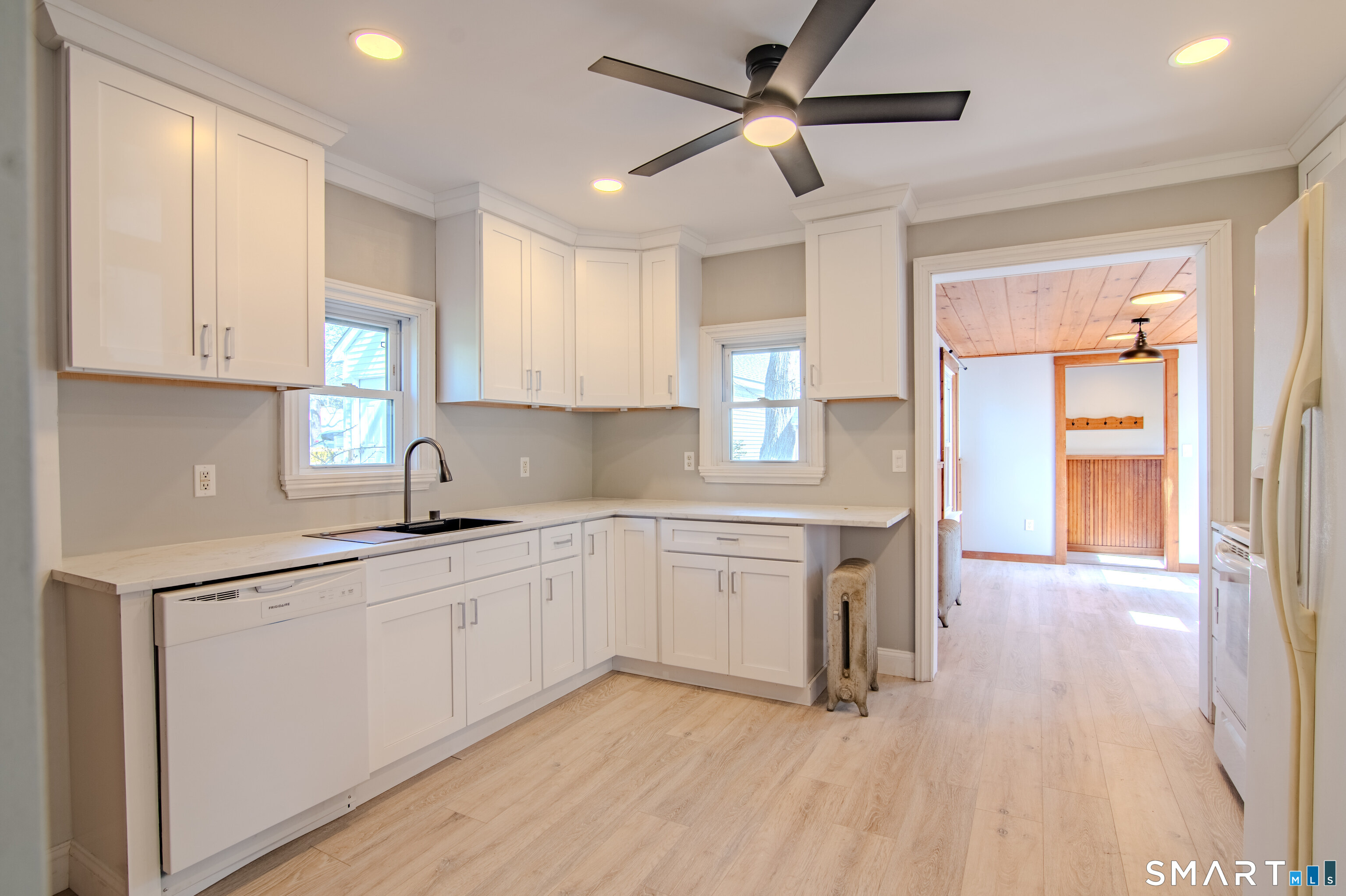 20-1/2 Cleveland, Putnam, 06260, 3 Bedrooms Bedrooms, 0 ,1 BathroomBathrooms,Single Family For Sale,For Sale,Cleveland,0,24172483
