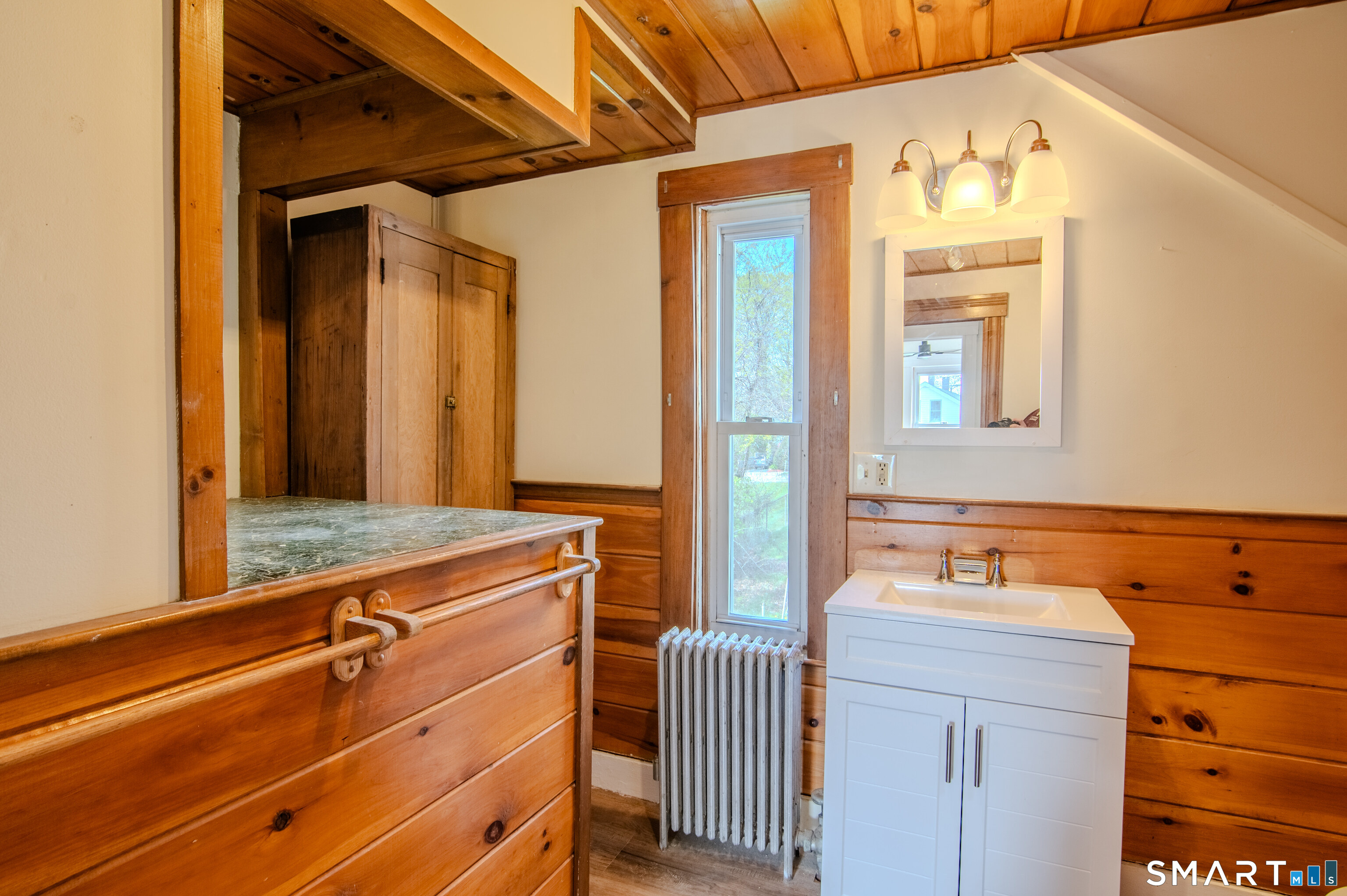 20-1/2 Cleveland, Putnam, 06260, 3 Bedrooms Bedrooms, 0 ,1 BathroomBathrooms,Single Family For Sale,For Sale,Cleveland,0,24172483