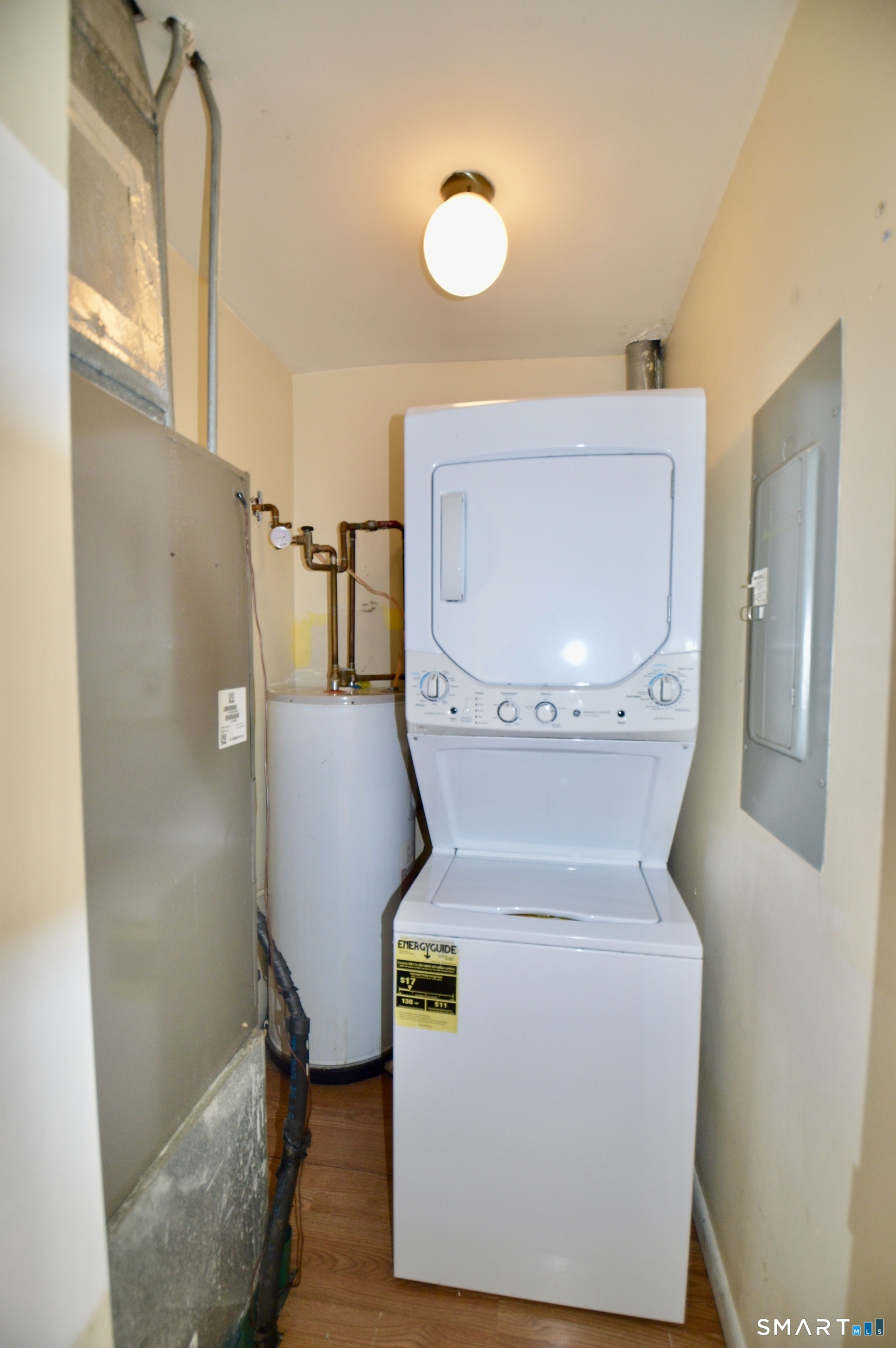 18 Amsterdam, Bridgeport, 06606, 2 Bedrooms Bedrooms, 0 ,1 BathroomBathrooms,Residential Rental,For Sale,Amsterdam,0,24172580