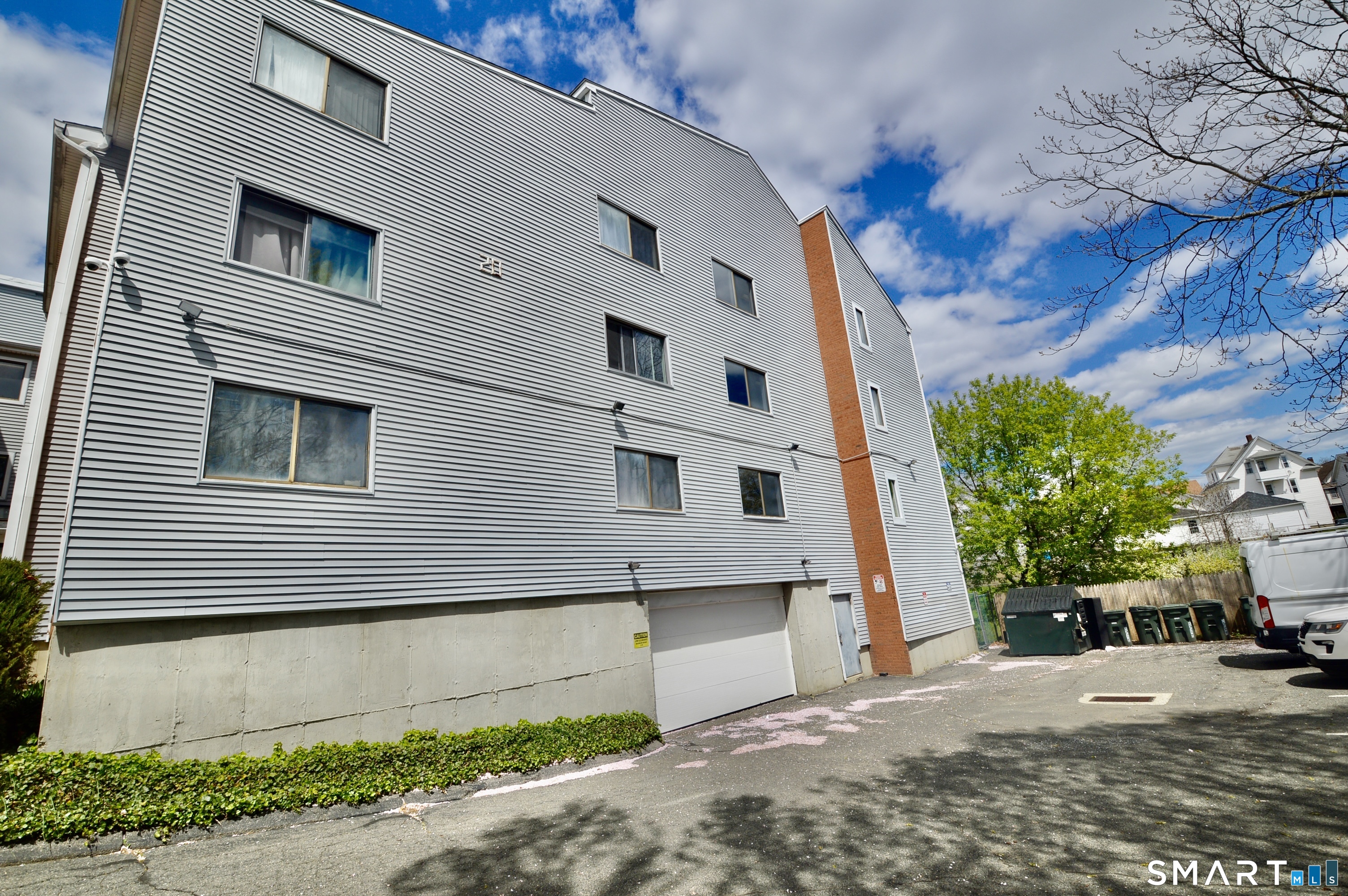 18 Amsterdam, Bridgeport, 06606, 2 Bedrooms Bedrooms, 0 ,1 BathroomBathrooms,Residential Rental,For Sale,Amsterdam,0,24172580
