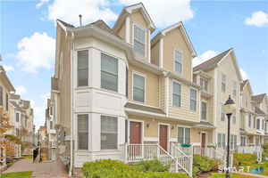 85 Camp Avenue, Unit 11A