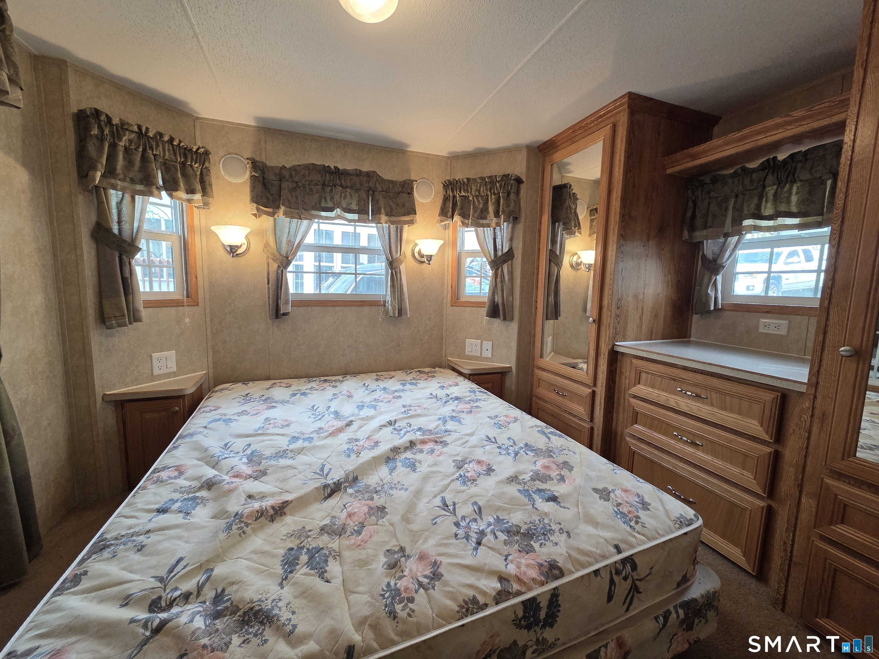 8 South, Stafford, 06076, 1 Bedroom Bedrooms, 0 ,1 BathroomBathrooms,Condo/co-op For Sale,For Sale,South,0,24172625