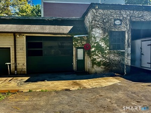 117 North, Stamford