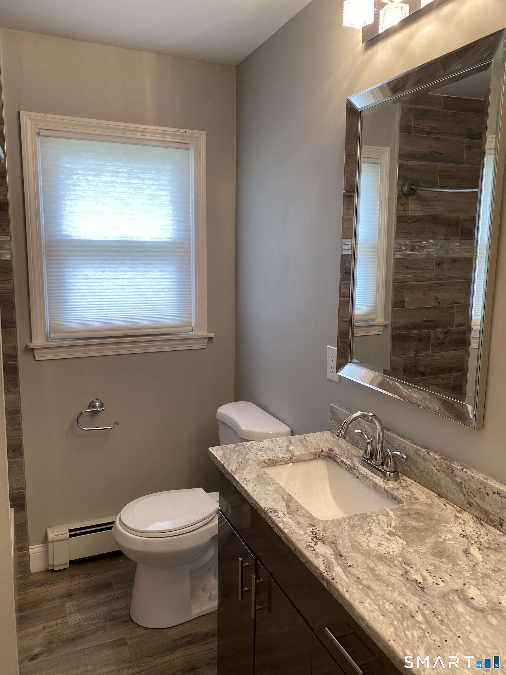 402 Connecticut, Newington, 06111, 3 Bedrooms Bedrooms, 0 ,2 BathroomsBathrooms,Single Family For Sale,For Sale,Connecticut,0,24170249