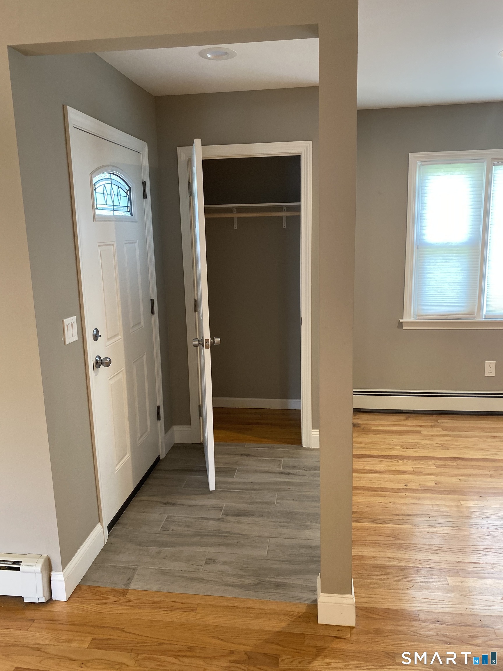 402 Connecticut, Newington, 06111, 3 Bedrooms Bedrooms, 0 ,2 BathroomsBathrooms,Single Family For Sale,For Sale,Connecticut,0,24170249