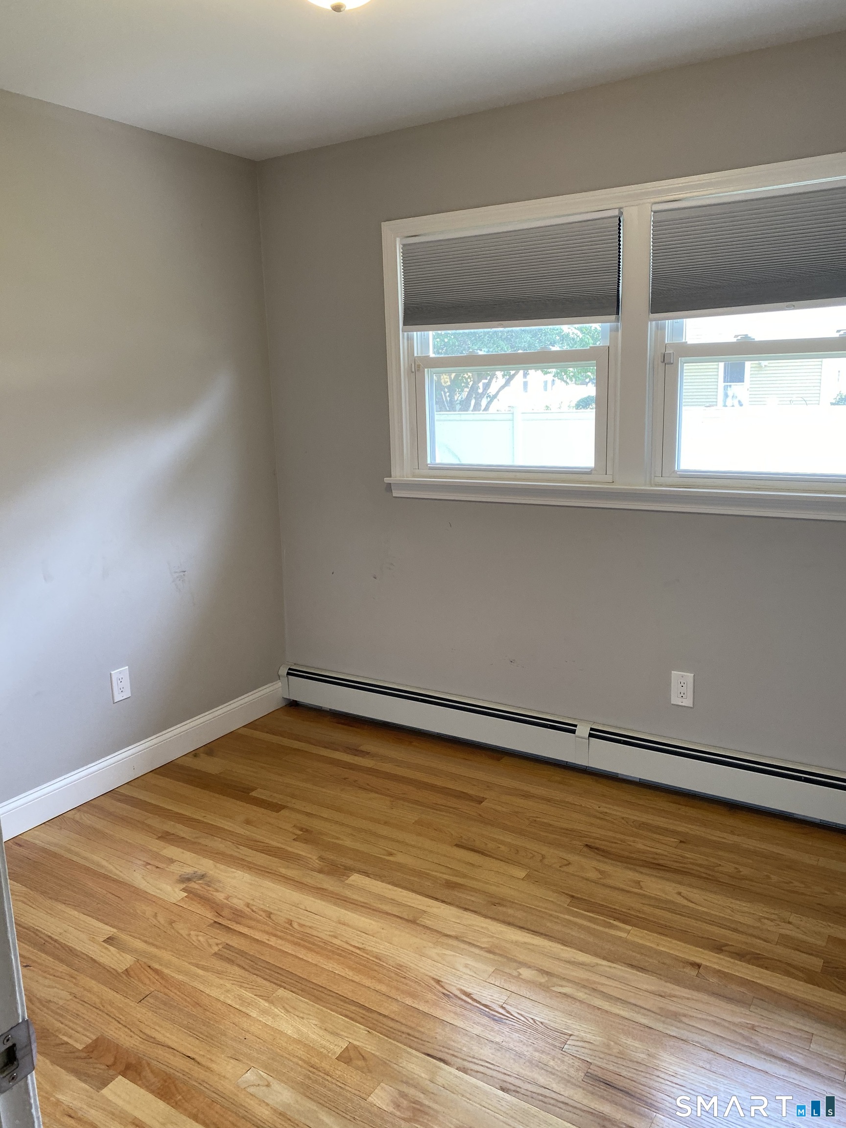 402 Connecticut, Newington, 06111, 3 Bedrooms Bedrooms, 0 ,2 BathroomsBathrooms,Single Family For Sale,For Sale,Connecticut,0,24170249