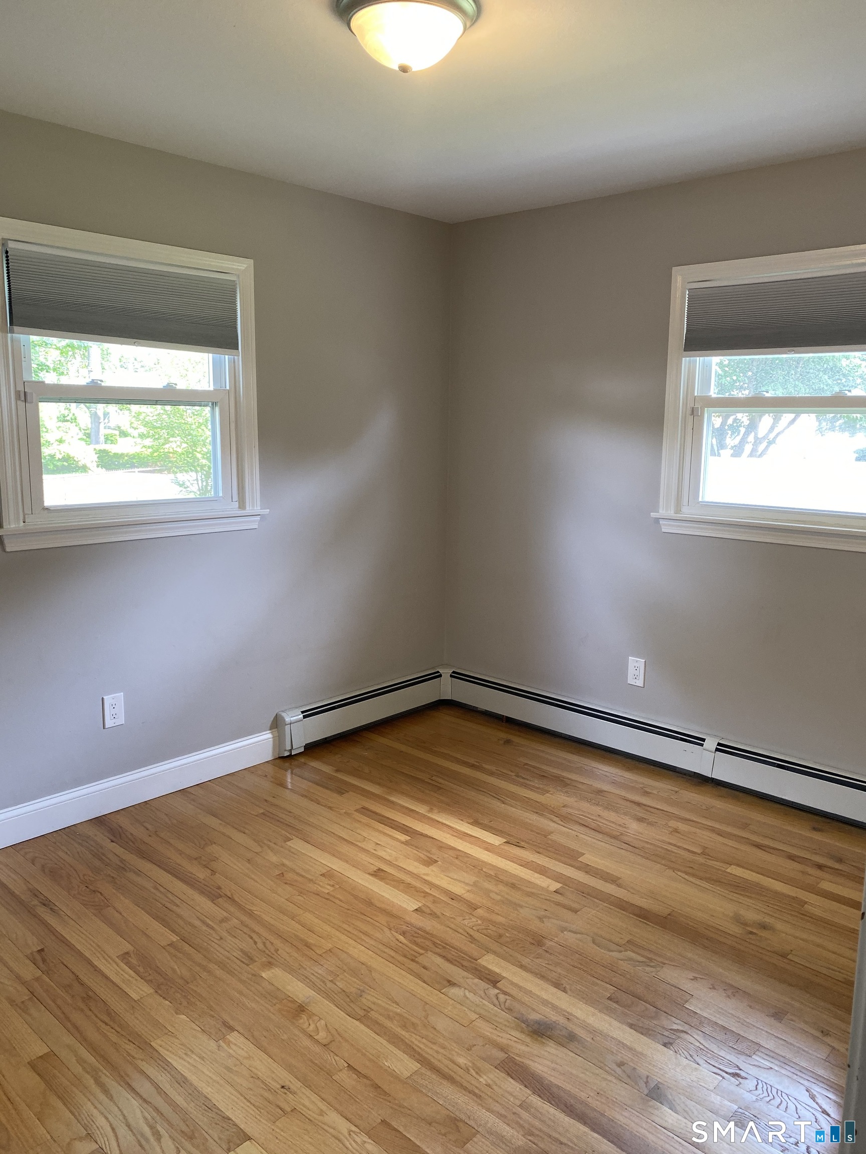402 Connecticut, Newington, 06111, 3 Bedrooms Bedrooms, 0 ,2 BathroomsBathrooms,Single Family For Sale,For Sale,Connecticut,0,24170249