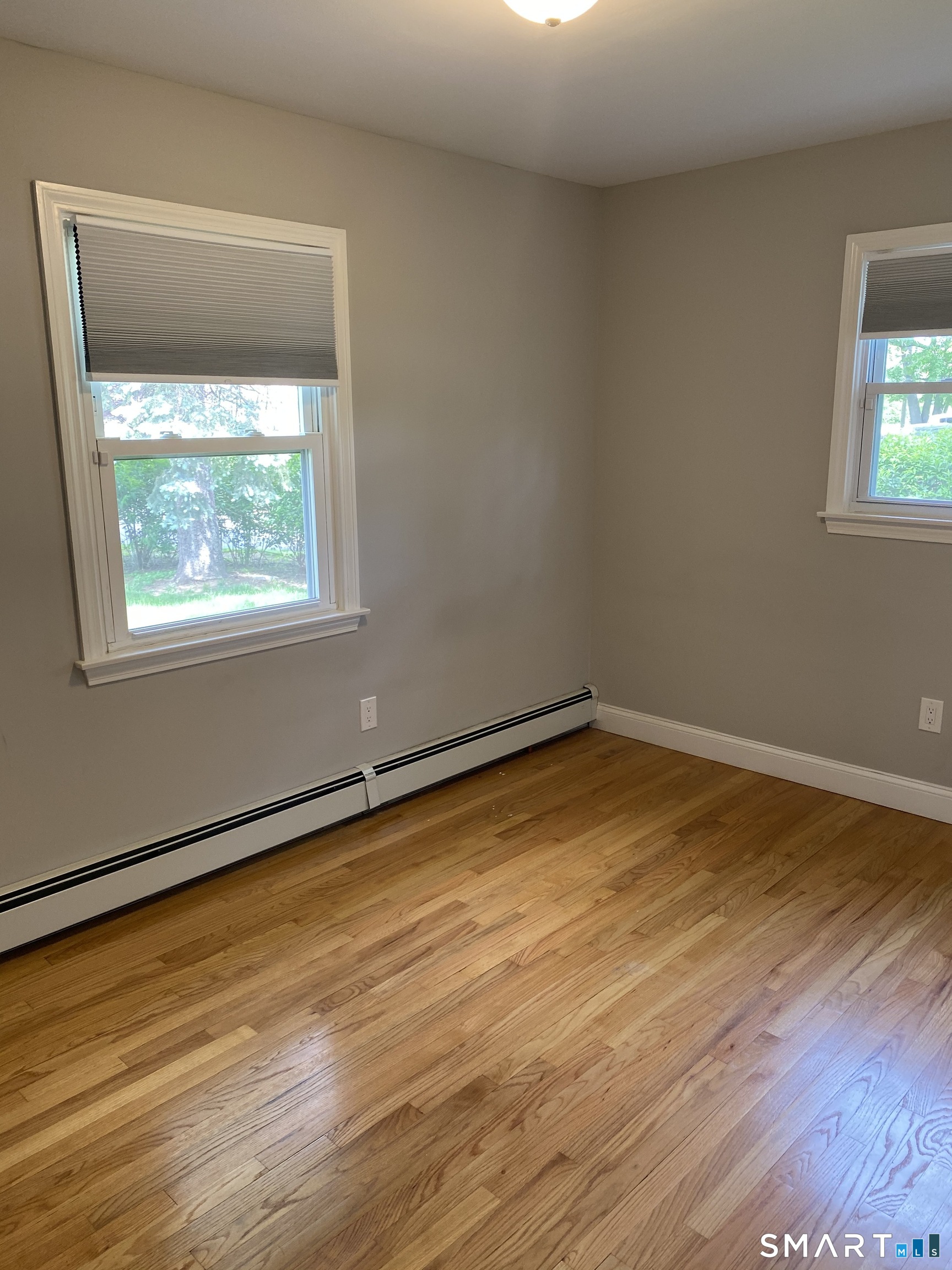 402 Connecticut, Newington, 06111, 3 Bedrooms Bedrooms, 0 ,2 BathroomsBathrooms,Single Family For Sale,For Sale,Connecticut,0,24170249