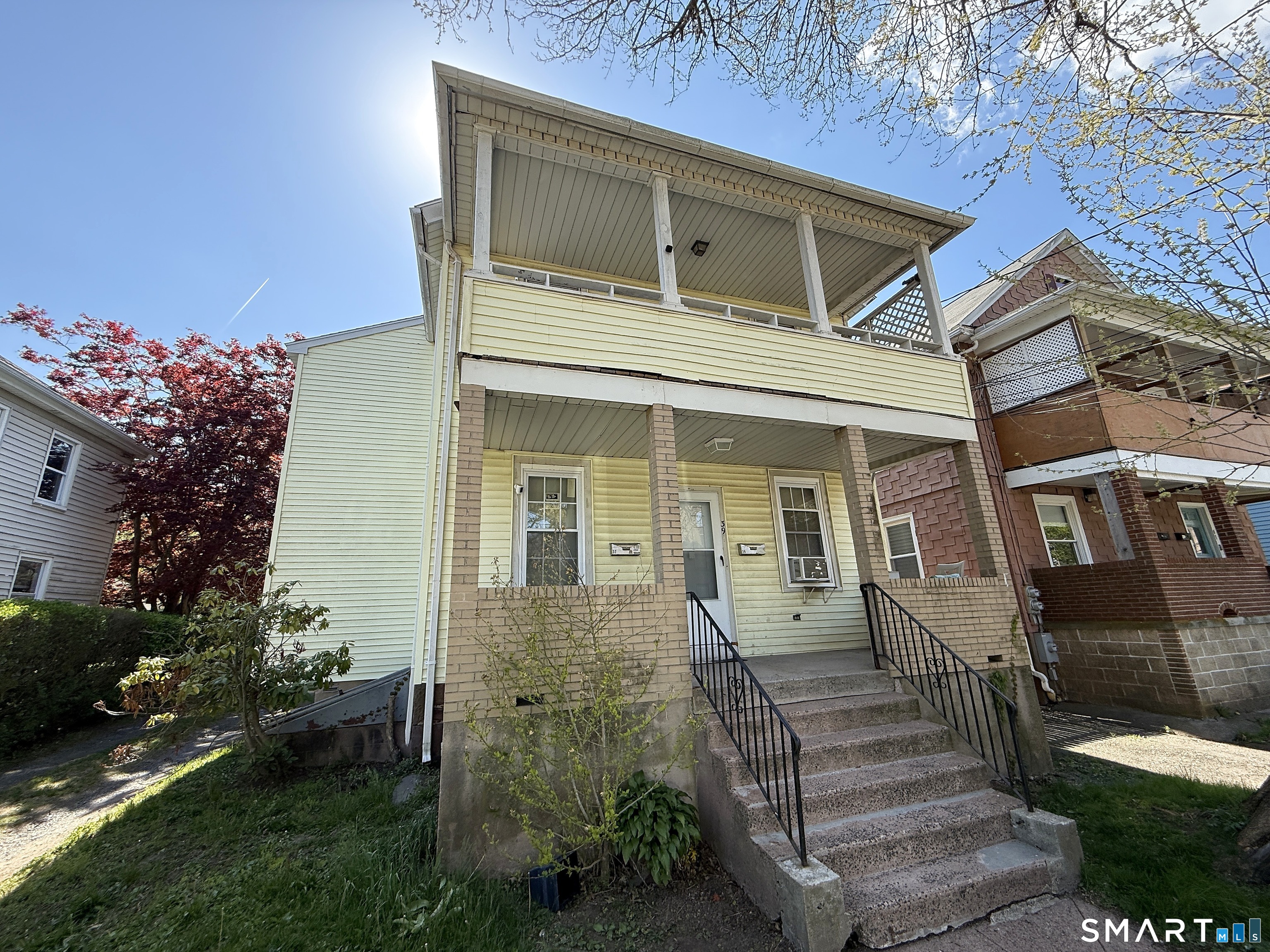 37-39 Hotchkiss, Middletown, 06457, 4 Bedrooms Bedrooms, 0 ,2 BathroomsBathrooms,Multi-family For Sale,For Sale,Hotchkiss,0,24172703