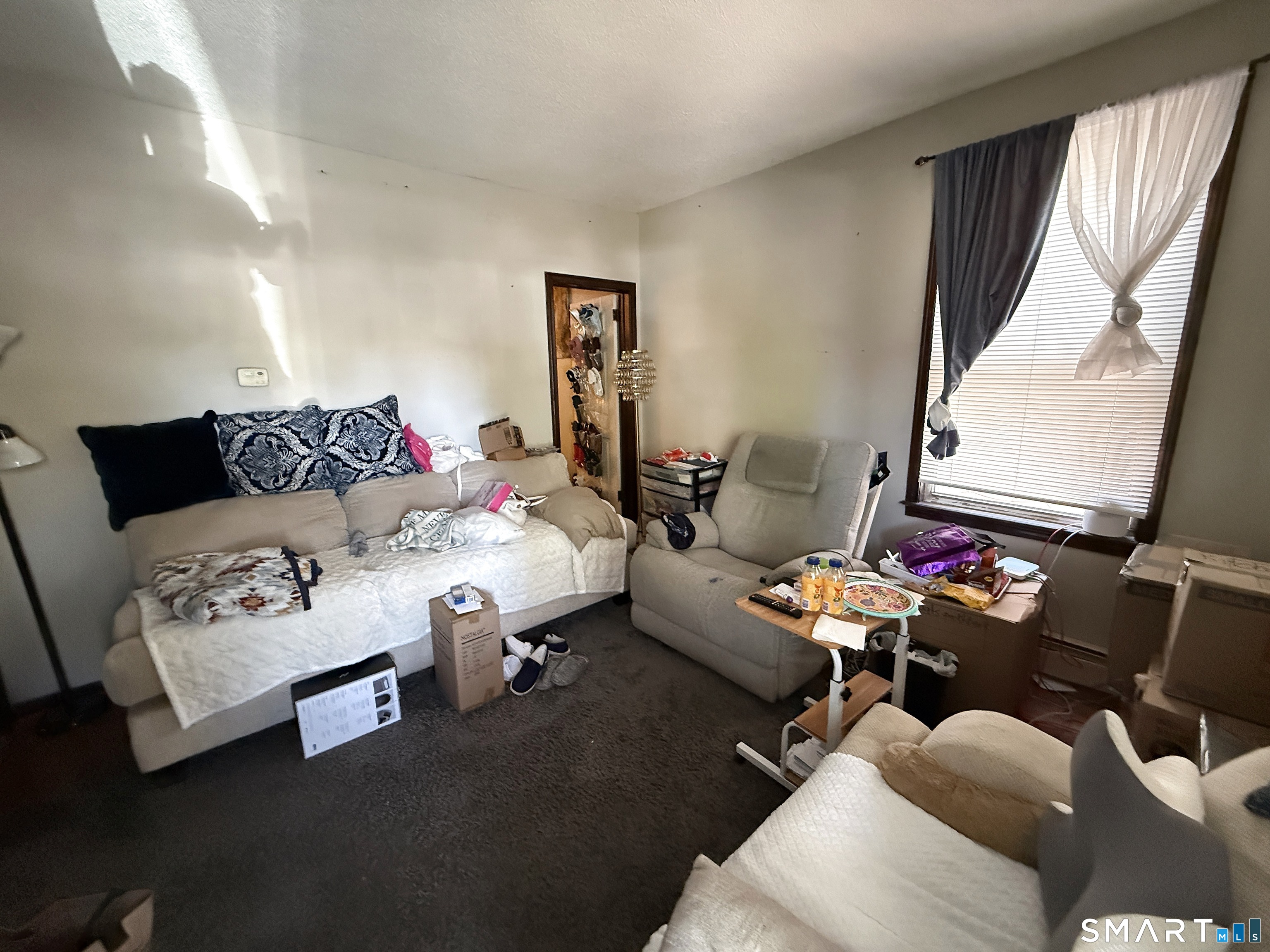 37-39 Hotchkiss, Middletown, 06457, 4 Bedrooms Bedrooms, 0 ,2 BathroomsBathrooms,Multi-family For Sale,For Sale,Hotchkiss,0,24172703