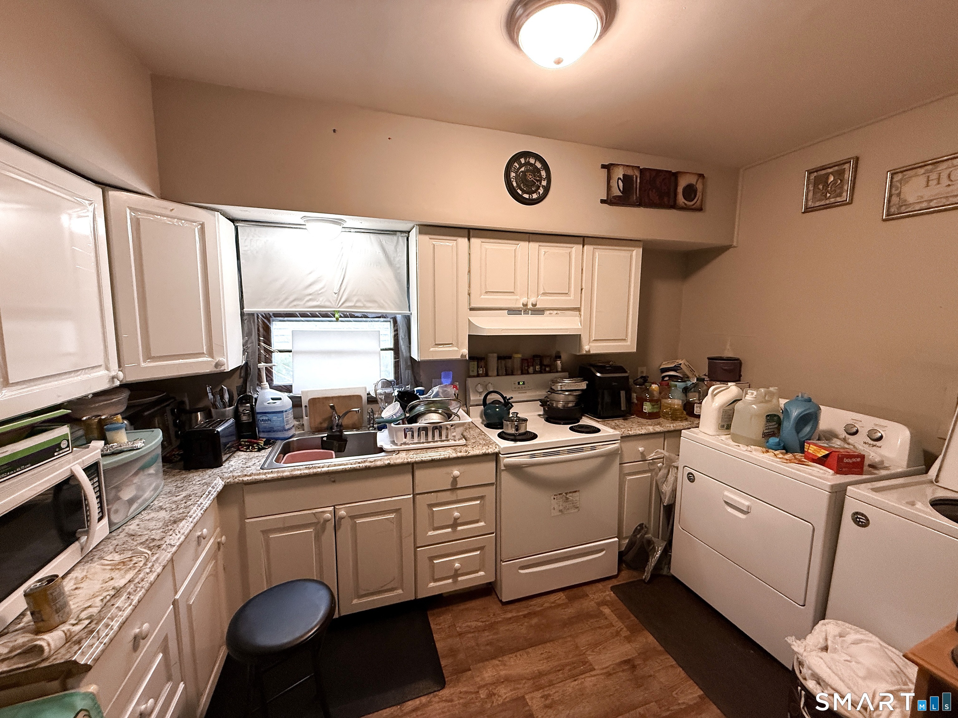 37-39 Hotchkiss, Middletown, 06457, 4 Bedrooms Bedrooms, 0 ,2 BathroomsBathrooms,Multi-family For Sale,For Sale,Hotchkiss,0,24172703