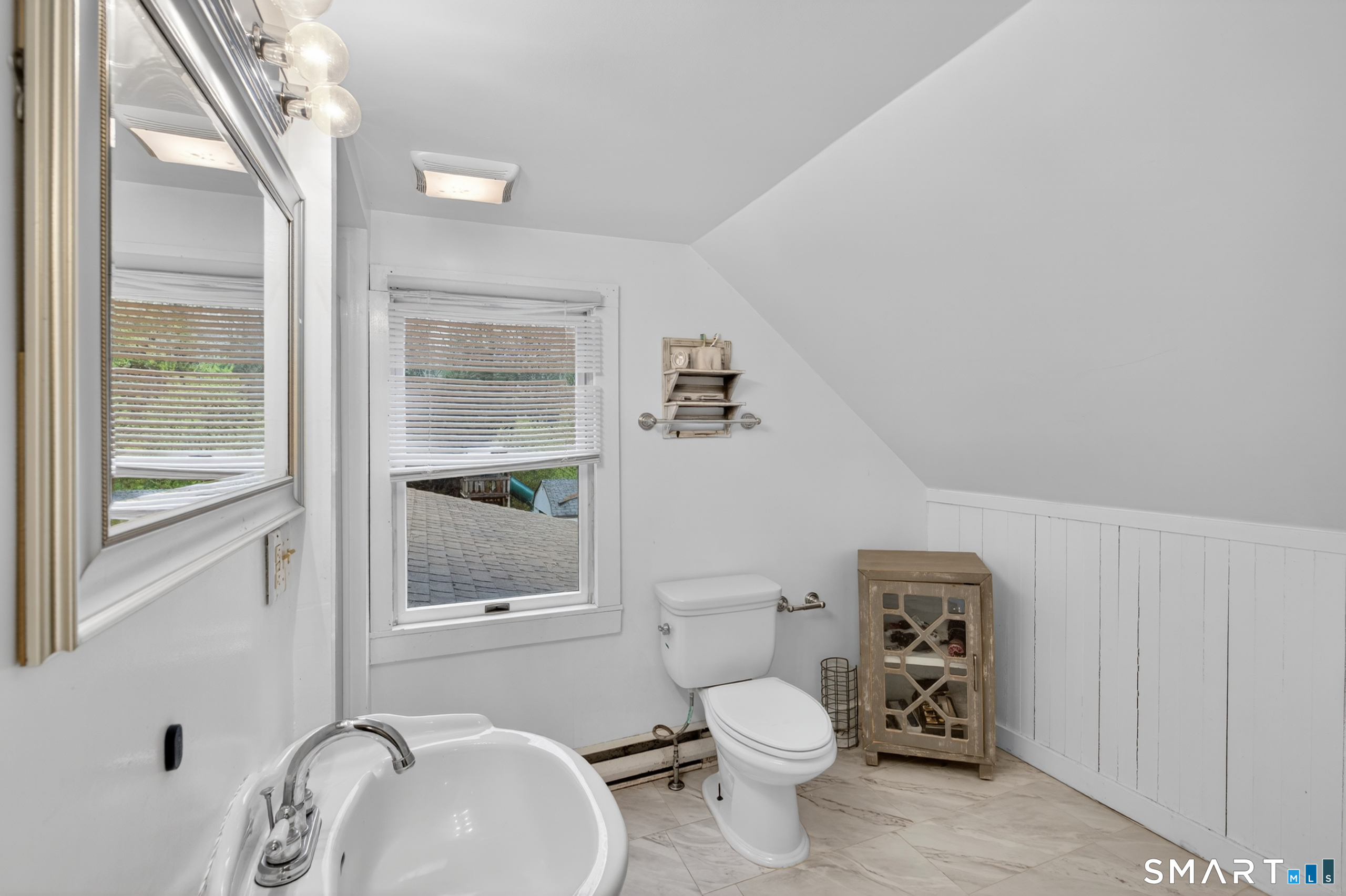 6 North, Foster, 02825, 3 Bedrooms Bedrooms, 0 ,2 BathroomsBathrooms,Single Family For Sale,For Sale,North,0,24172712