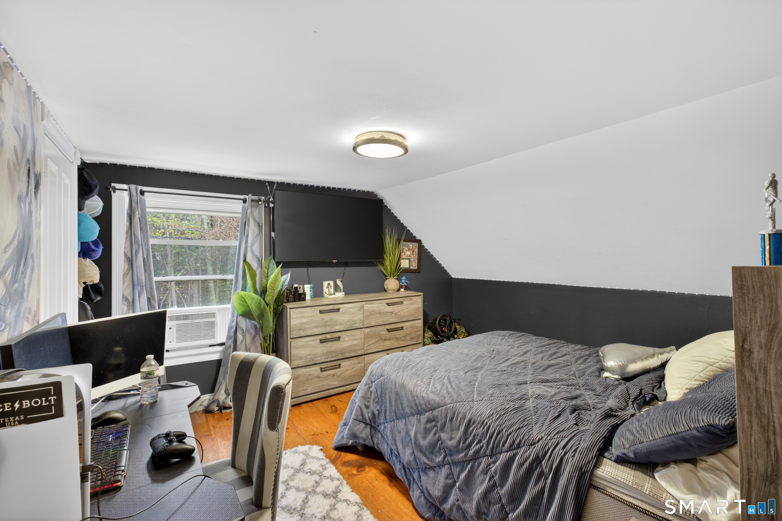 6 North, Foster, 02825, 3 Bedrooms Bedrooms, 0 ,2 BathroomsBathrooms,Single Family For Sale,For Sale,North,0,24172712