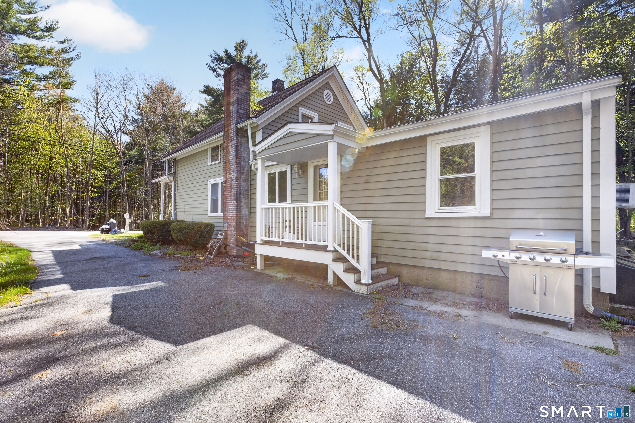 6 North, Foster, 02825, 3 Bedrooms Bedrooms, 0 ,2 BathroomsBathrooms,Single Family For Sale,For Sale,North,0,24172712