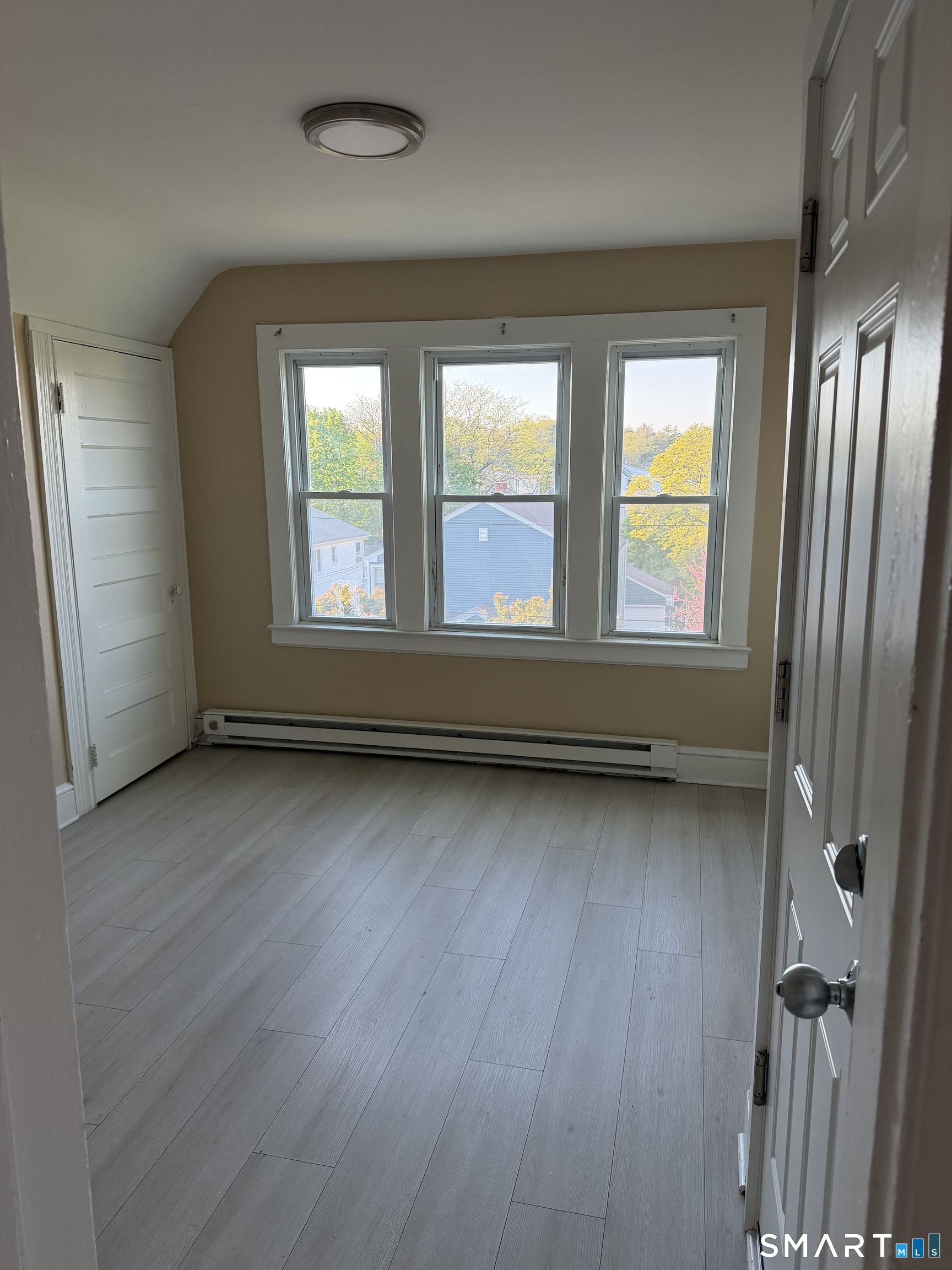 220 Alpine, Bridgeport, 06610, 2 Bedrooms Bedrooms, 0 ,1 BathroomBathrooms,Residential Rental,For Sale,Alpine,0,24172692