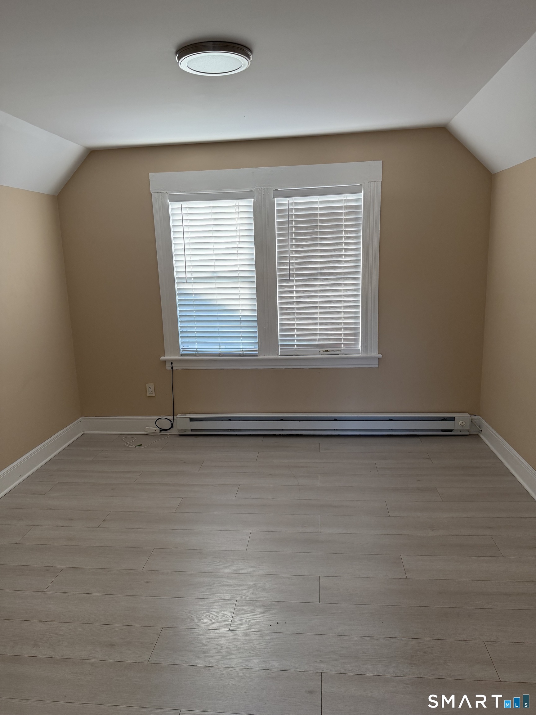 220 Alpine, Bridgeport, 06610, 2 Bedrooms Bedrooms, 0 ,1 BathroomBathrooms,Residential Rental,For Sale,Alpine,0,24172692