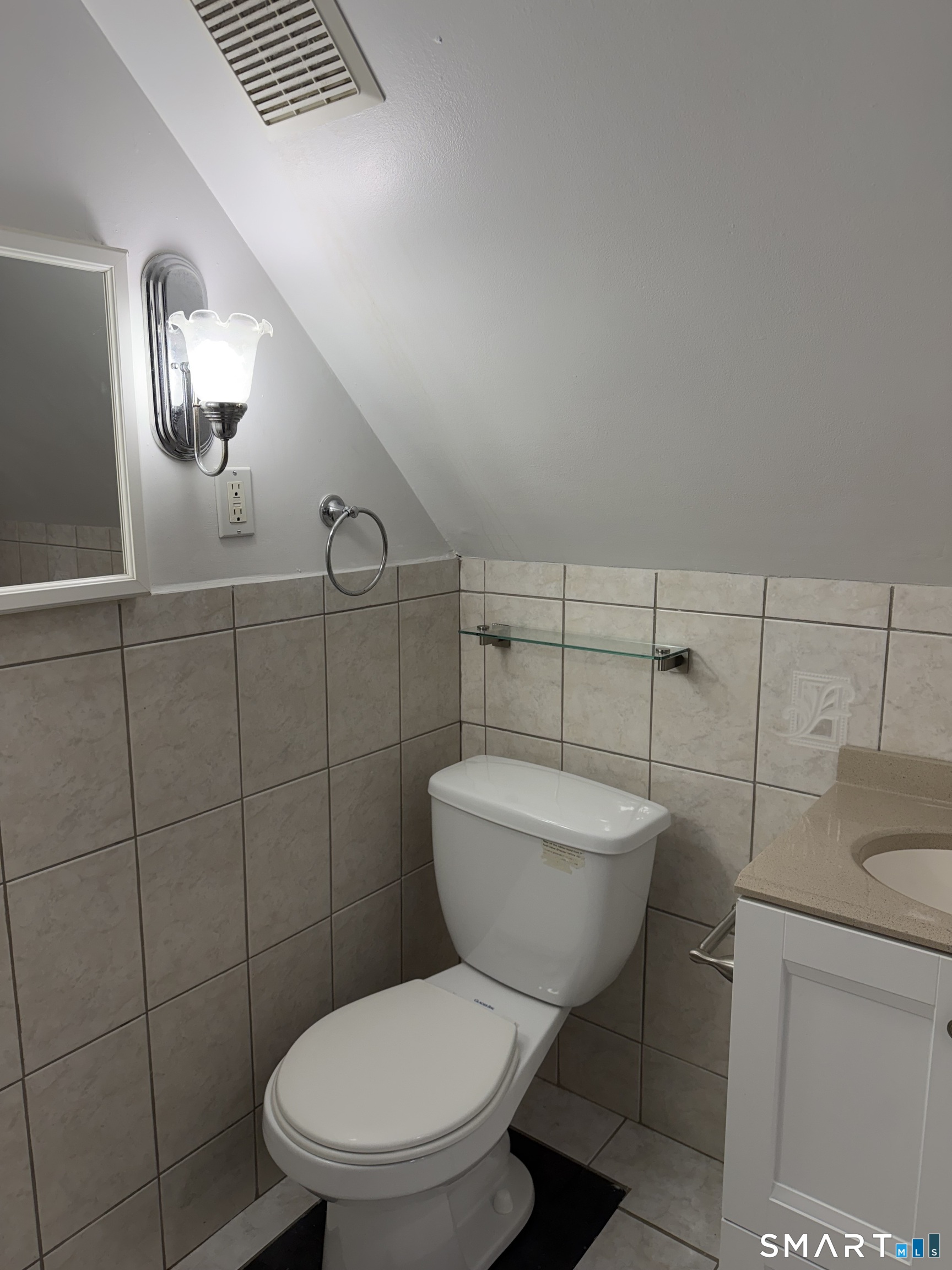 220 Alpine, Bridgeport, 06610, 2 Bedrooms Bedrooms, 0 ,1 BathroomBathrooms,Residential Rental,For Sale,Alpine,0,24172692
