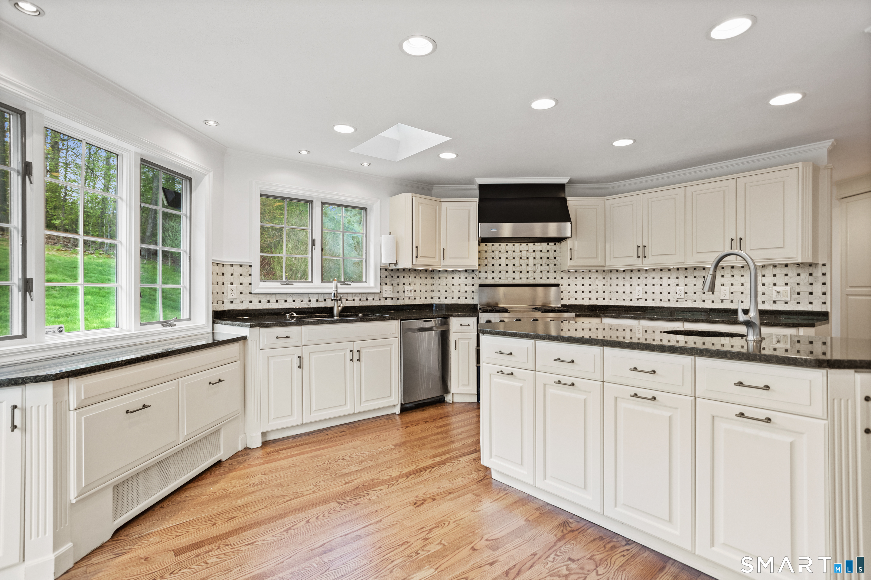 120 Braeside, Hamden, 06514, 4 Bedrooms Bedrooms, 0 ,2 BathroomsBathrooms,Single Family For Sale,For Sale,Braeside,0,24172781