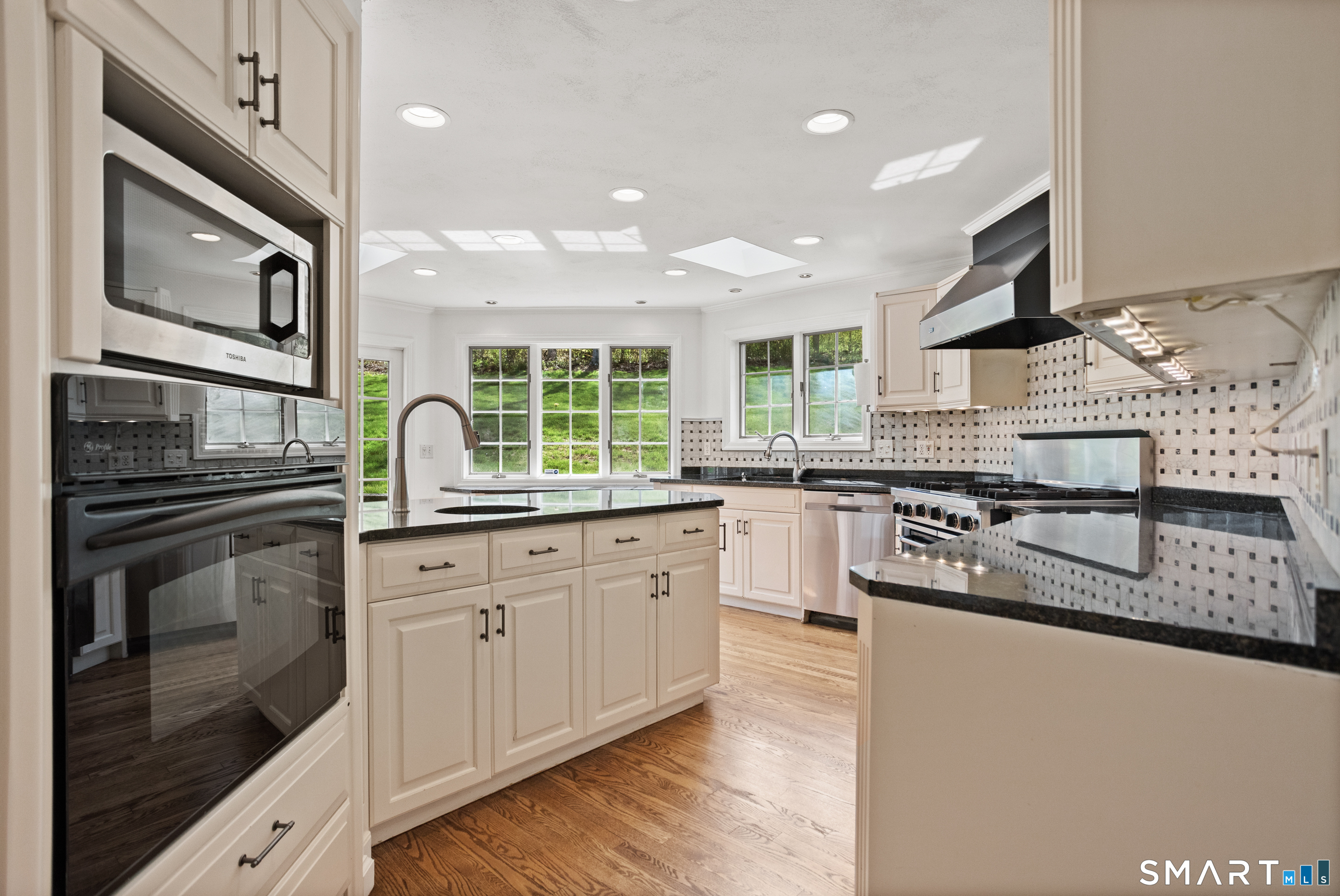 120 Braeside, Hamden, 06514, 4 Bedrooms Bedrooms, 0 ,2 BathroomsBathrooms,Single Family For Sale,For Sale,Braeside,0,24172781