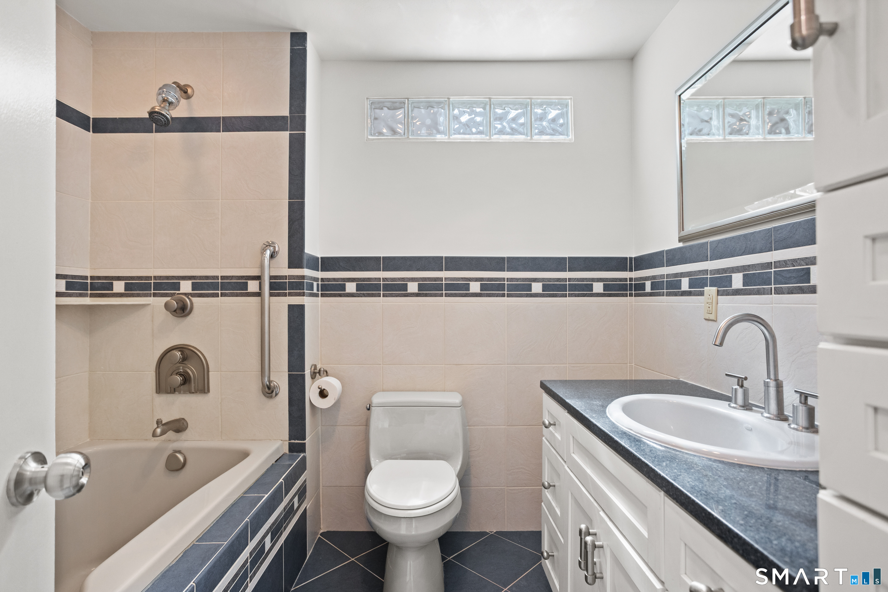 120 Braeside, Hamden, 06514, 4 Bedrooms Bedrooms, 0 ,2 BathroomsBathrooms,Single Family For Sale,For Sale,Braeside,0,24172781