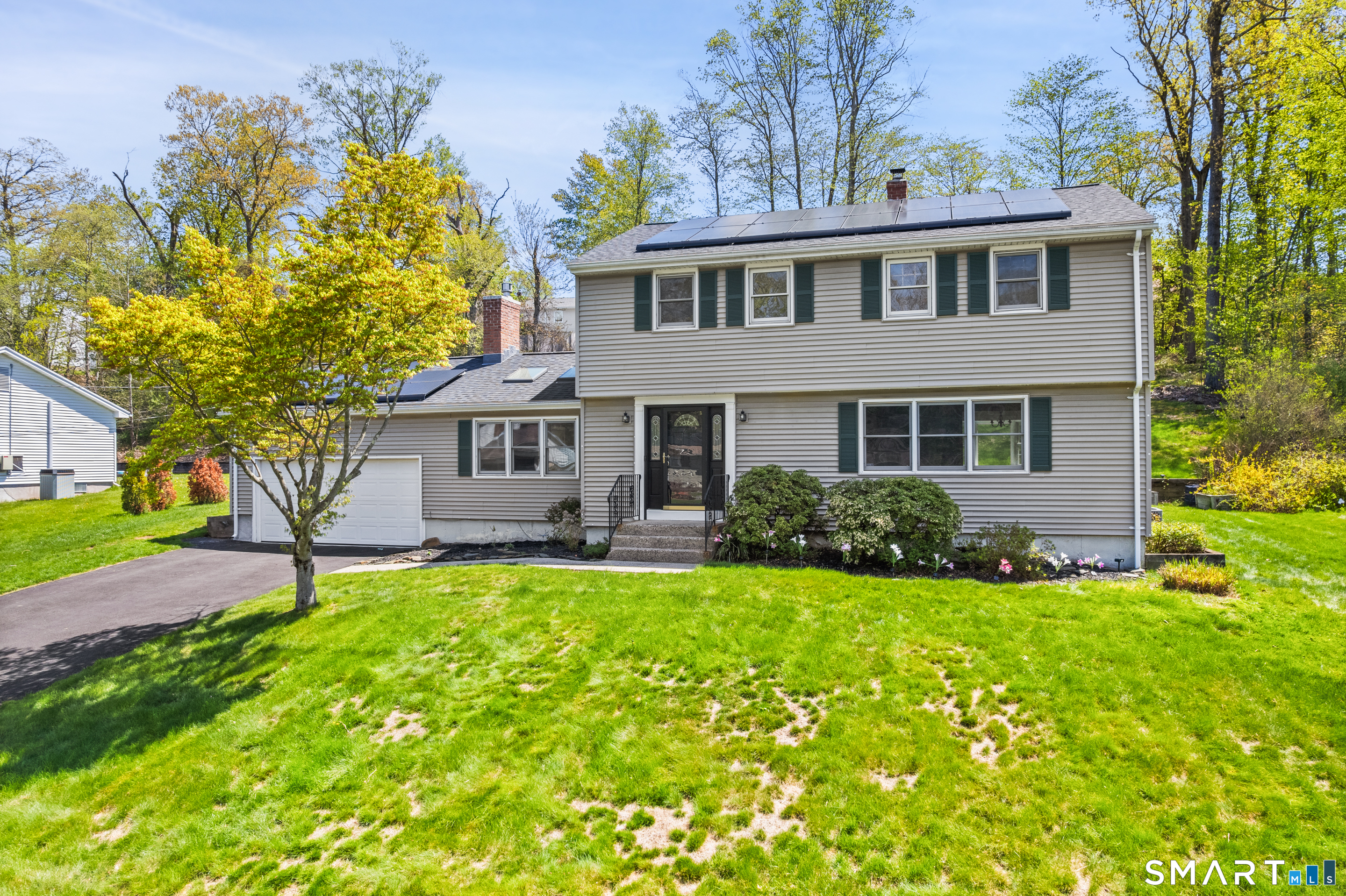 120 Braeside, Hamden, 06514, 4 Bedrooms Bedrooms, 0 ,2 BathroomsBathrooms,Single Family For Sale,For Sale,Braeside,0,24172781