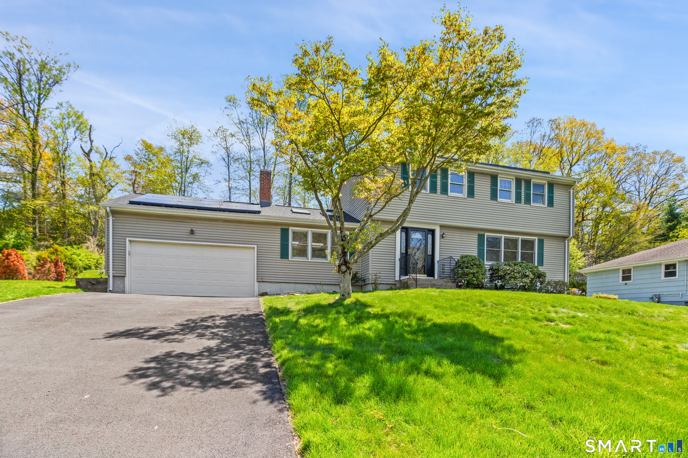120 Braeside, Hamden, 06514, 4 Bedrooms Bedrooms, 0 ,2 BathroomsBathrooms,Single Family For Sale,For Sale,Braeside,0,24172781