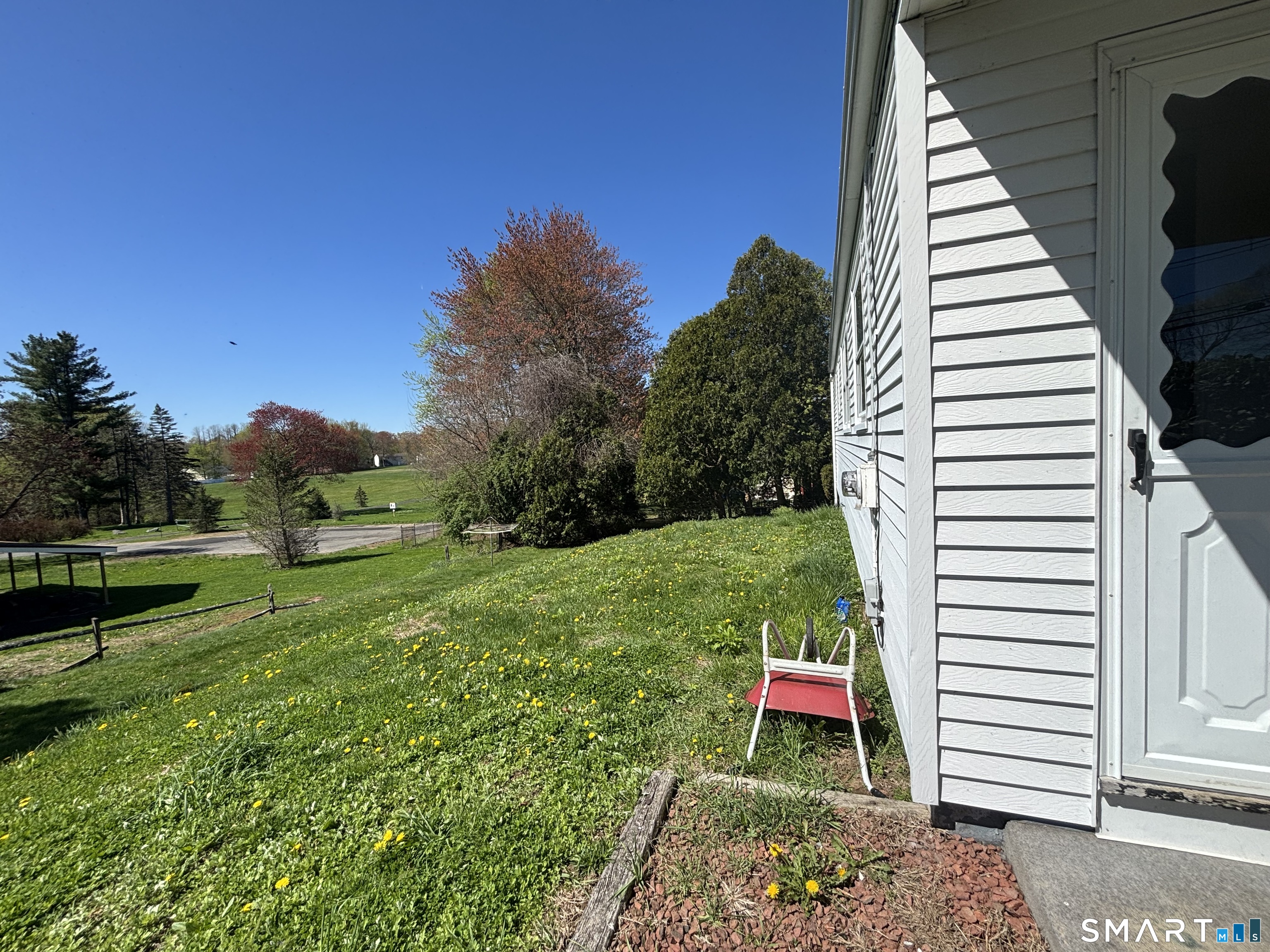 202 Reed, Windsor Locks, 06096, 3 Bedrooms Bedrooms, 0 ,1 BathroomBathrooms,Single Family For Sale,For Sale,Reed,0,24153650