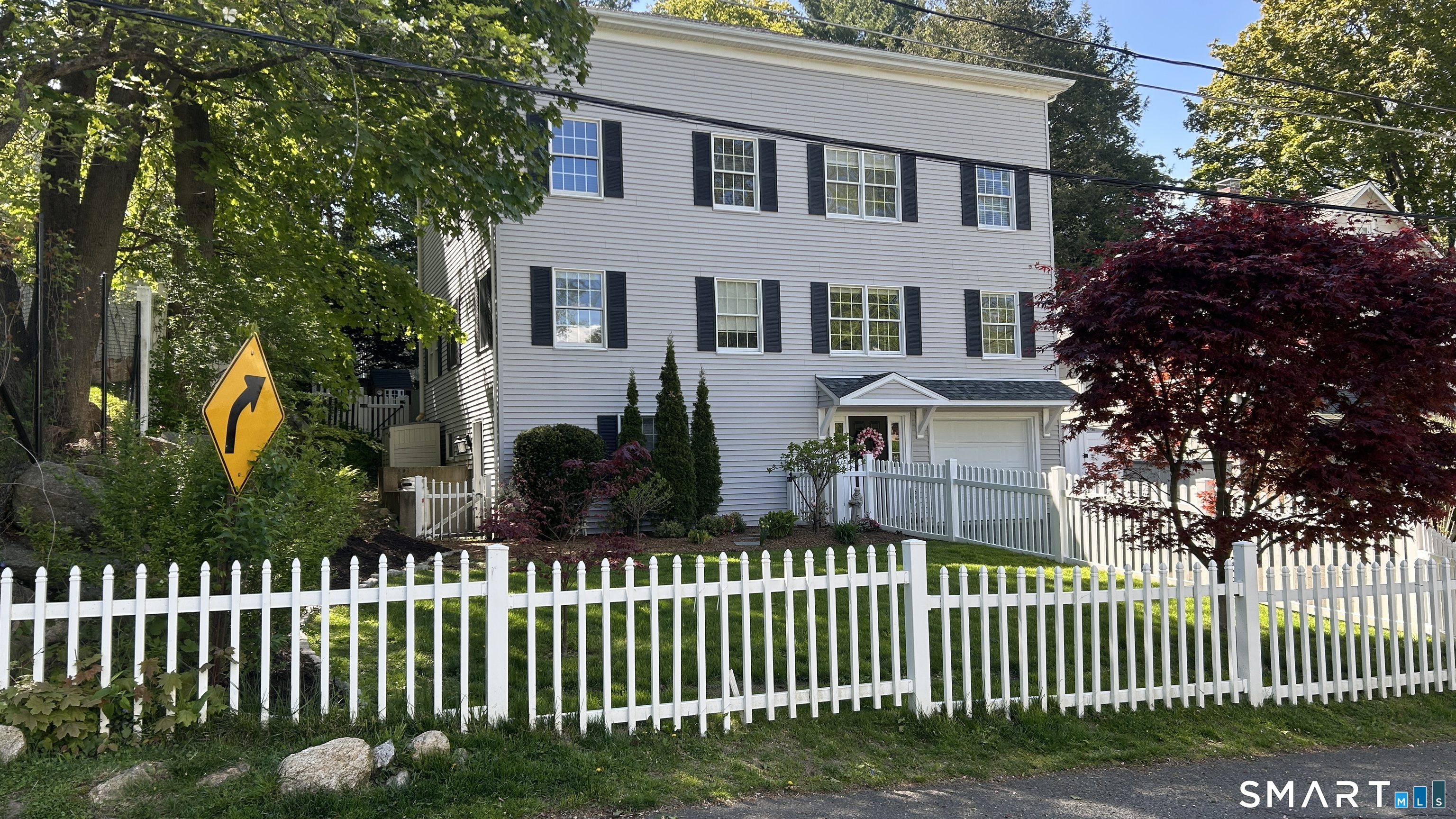 26 Abbott, Ridgefield, 06877, 4 Bedrooms Bedrooms, 0 ,3 BathroomsBathrooms,Single Family For Sale,For Sale,Abbott,0,24147255
