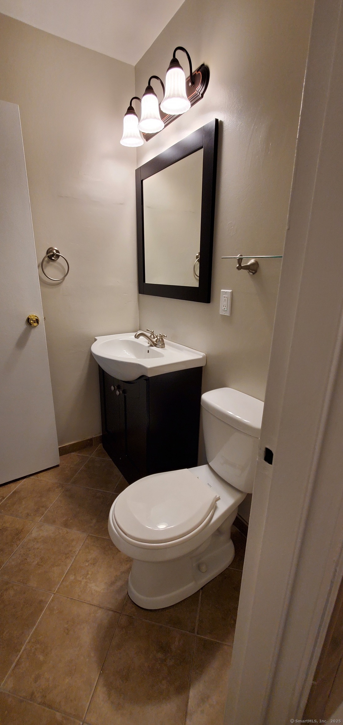 1080 New Haven, Milford, 06460, 2 Bedrooms Bedrooms, 0 ,1 BathroomBathrooms,Residential Rental,For Sale,New Haven,0,24172896