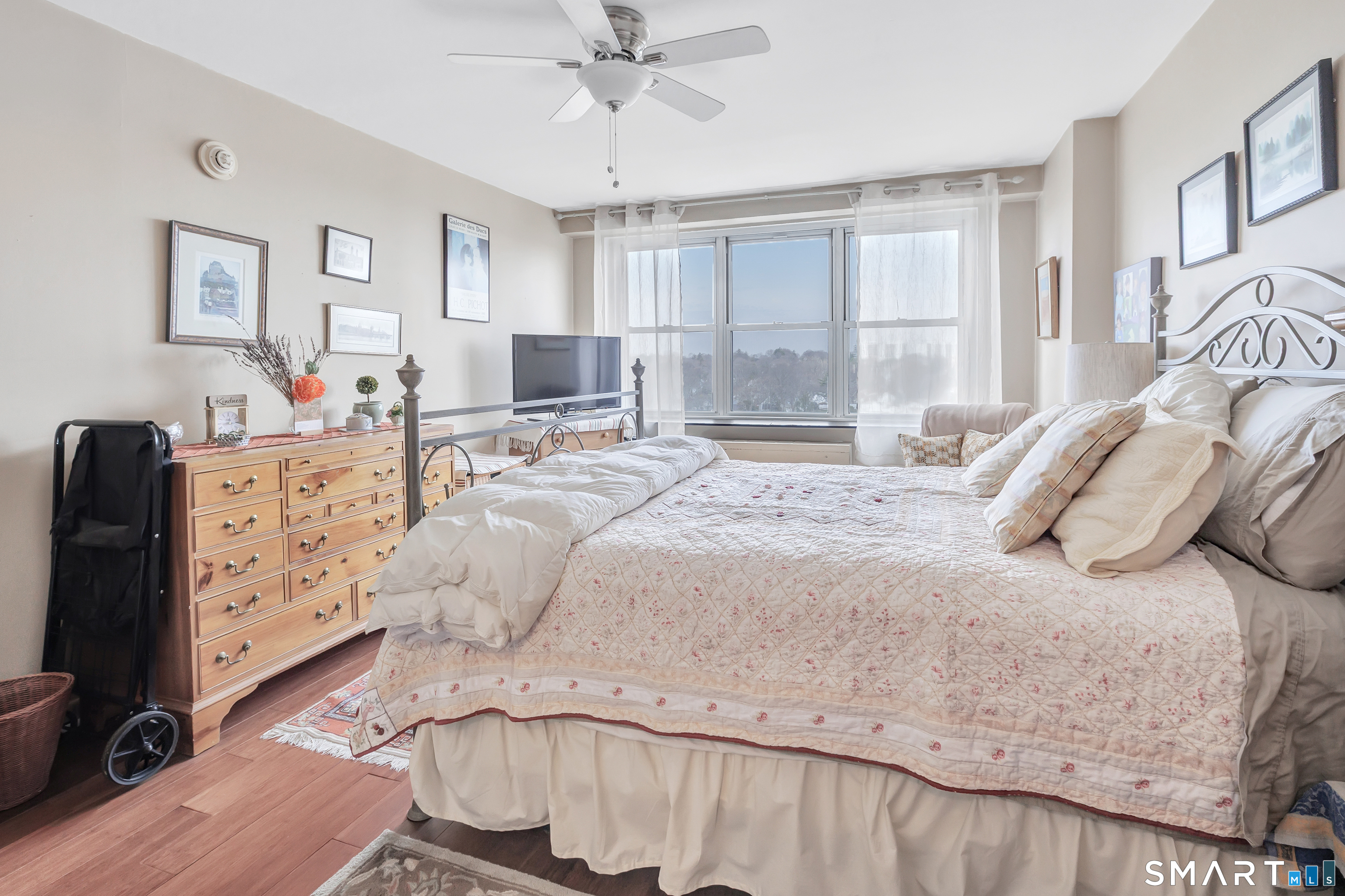 2625 Park, Bridgeport, 06604, 1 Bedroom Bedrooms, 0 ,2 BathroomsBathrooms,Condo/co-op For Sale,For Sale,Park,0,24172866