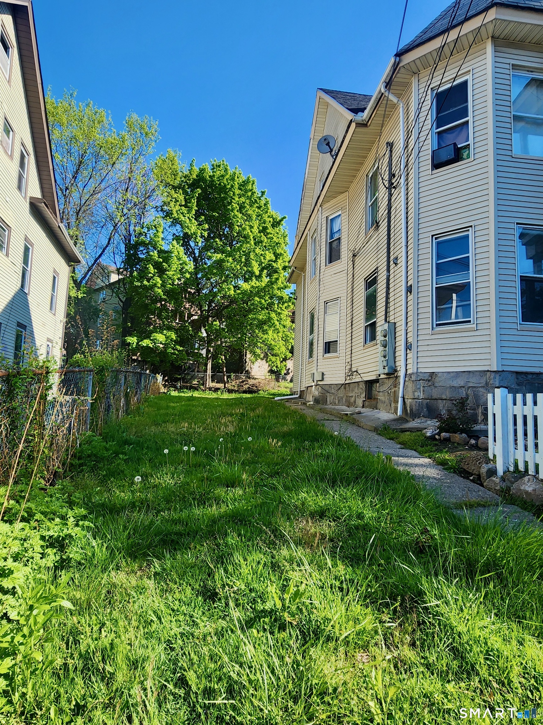 25 Laurel, Waterbury, 06702, 4 Bedrooms Bedrooms, 0 ,1 BathroomBathrooms,Residential Rental,For Sale,Laurel,0,24172871