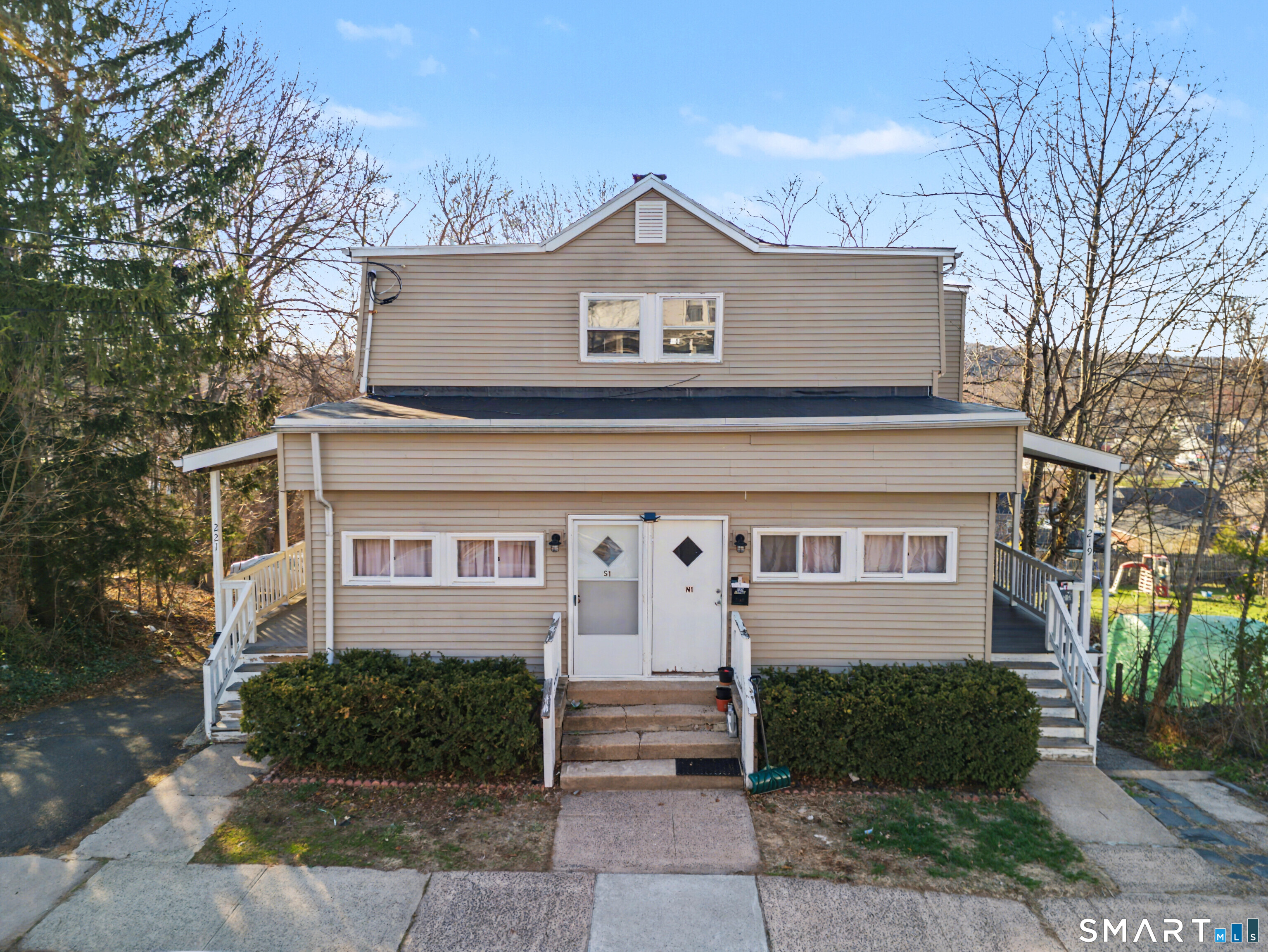 Homes for sale in Wallingford, CT | 219 S Orchard St, Wallingford, CT 06492 | MLS# 24172681