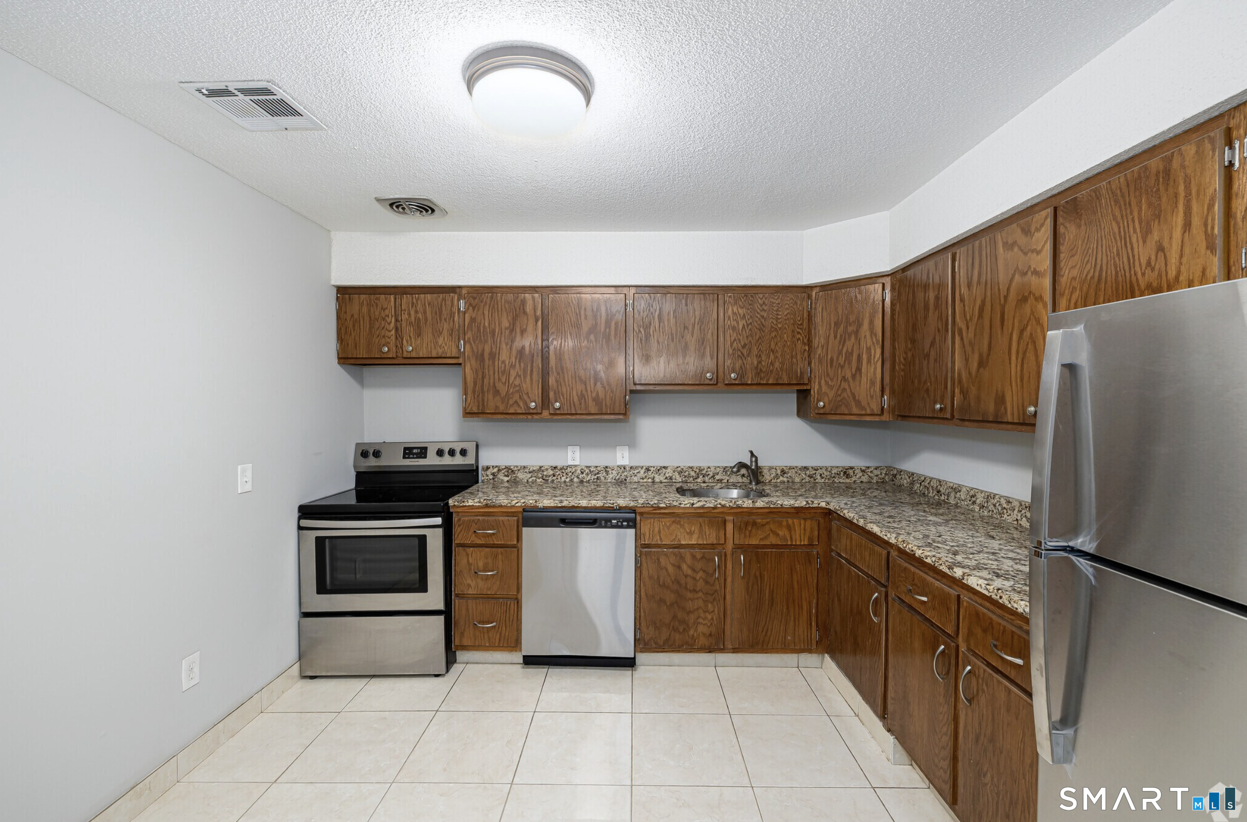 25 Stanley, West Hartford, 06107, 2 Bedrooms Bedrooms, 0 ,1 BathroomBathrooms,Residential Rental,For Sale,Stanley,0,24172945