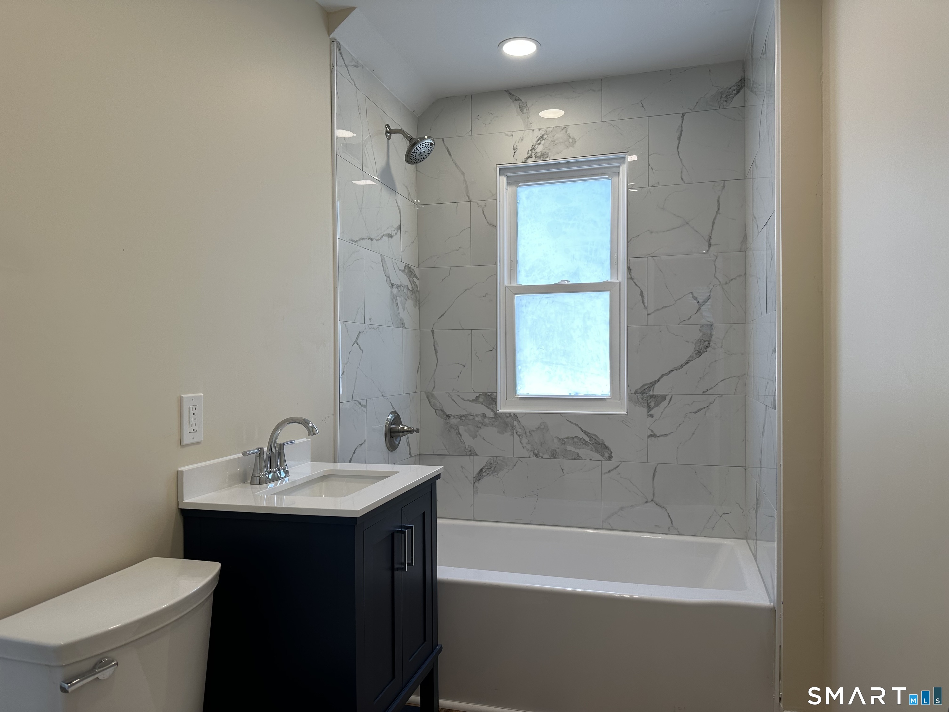 46 Holbrook, Ansonia, 06401, 2 Bedrooms Bedrooms, 0 ,1 BathroomBathrooms,Residential Rental,For Sale,Holbrook,0,24172688